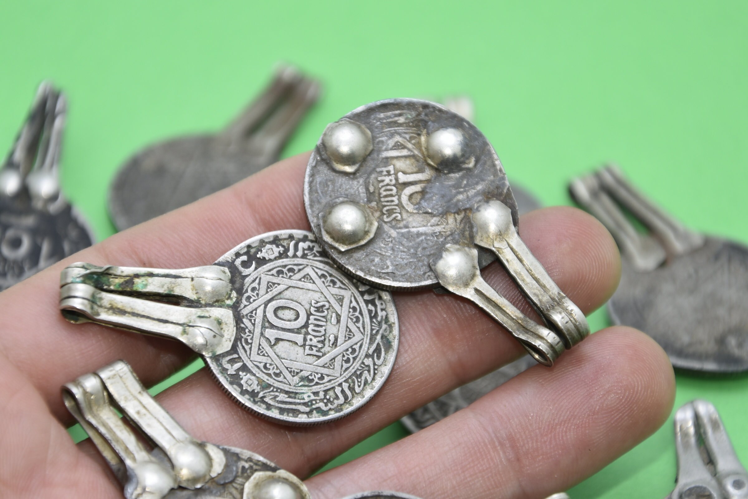 Pendentif Ancien En Argent Massif Motif Soleil - Minerve - Occasion