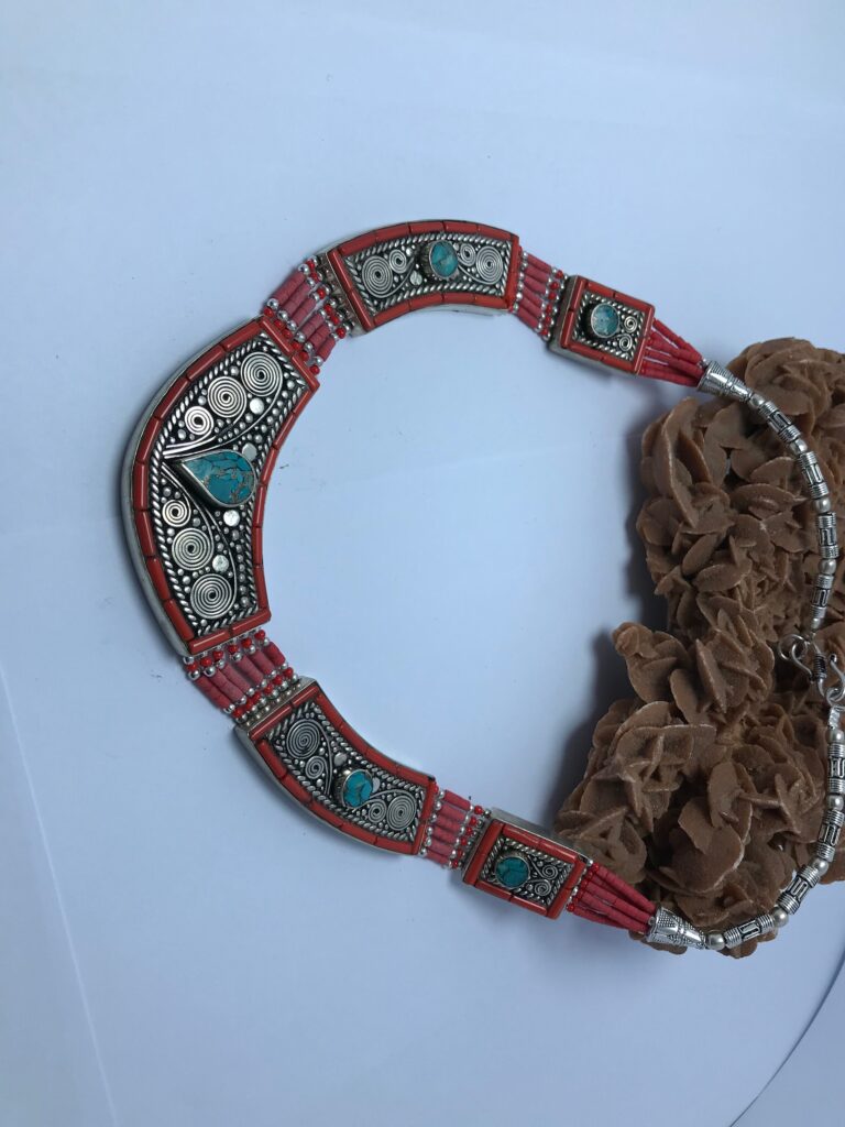 Bague tribale avec pierre rouge, ancienne bague afghane en
