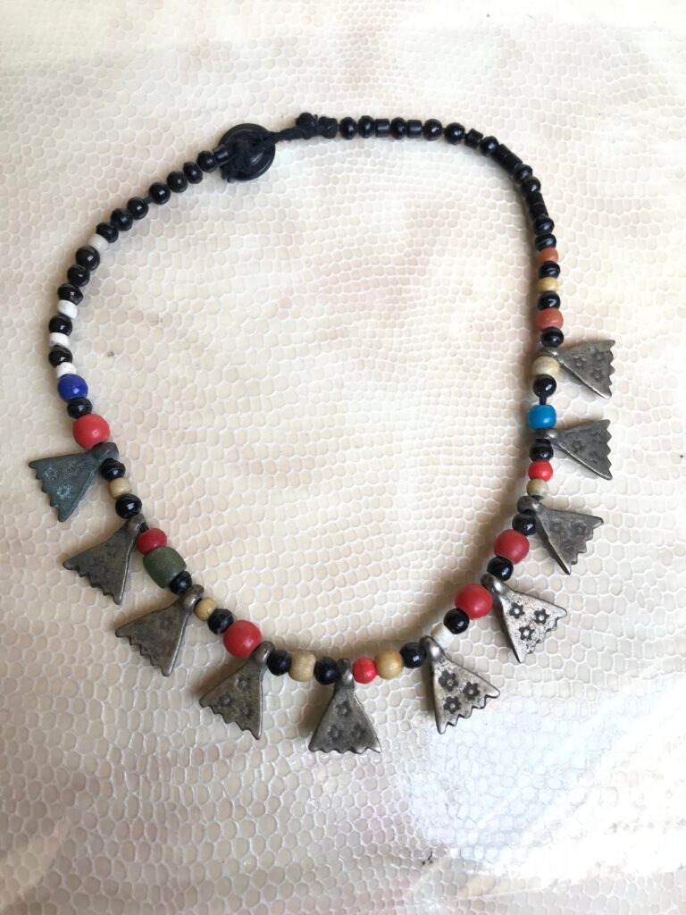 Maroc Superbe Collier Berb re Avec Pendentif Ancienne Main Fatima maroc-superbe-collier-berb-re-avec-pendentif-ancienne-main-fatima