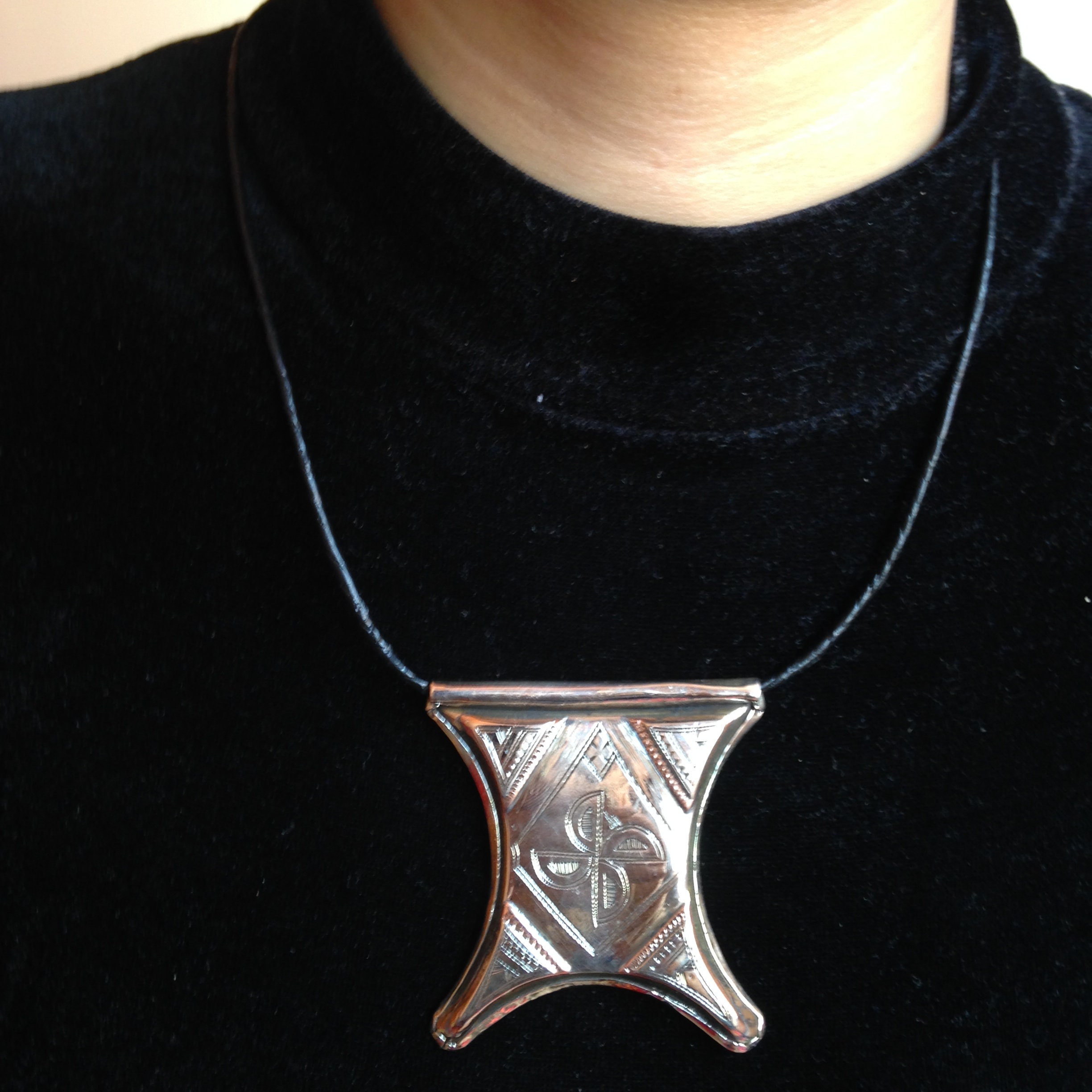 Handmade Touareg Silver Copper Talisman Necklace: Berber Tribal Jewelry - Image 2