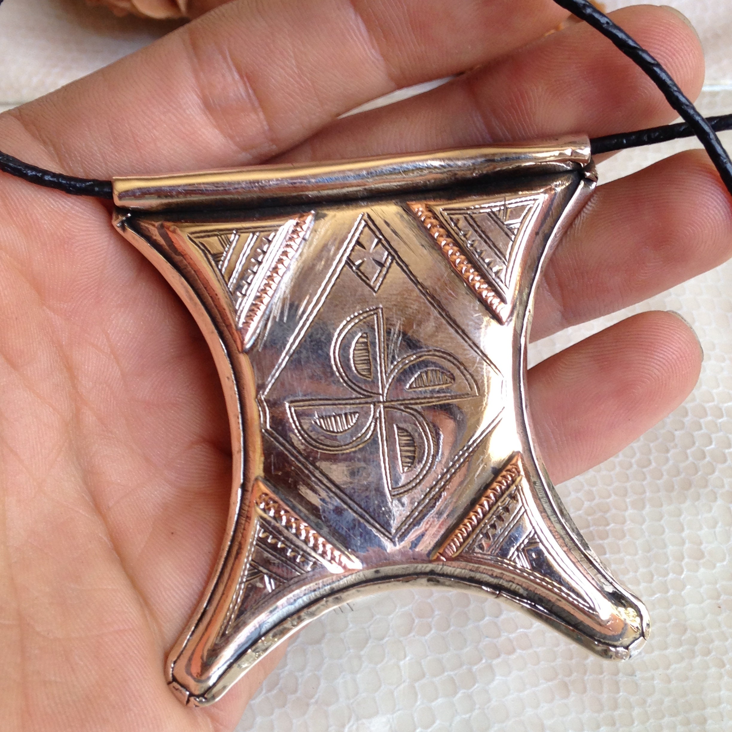 Handmade Touareg Silver Copper Talisman Necklace: Berber Tribal Jewelry - Image 3