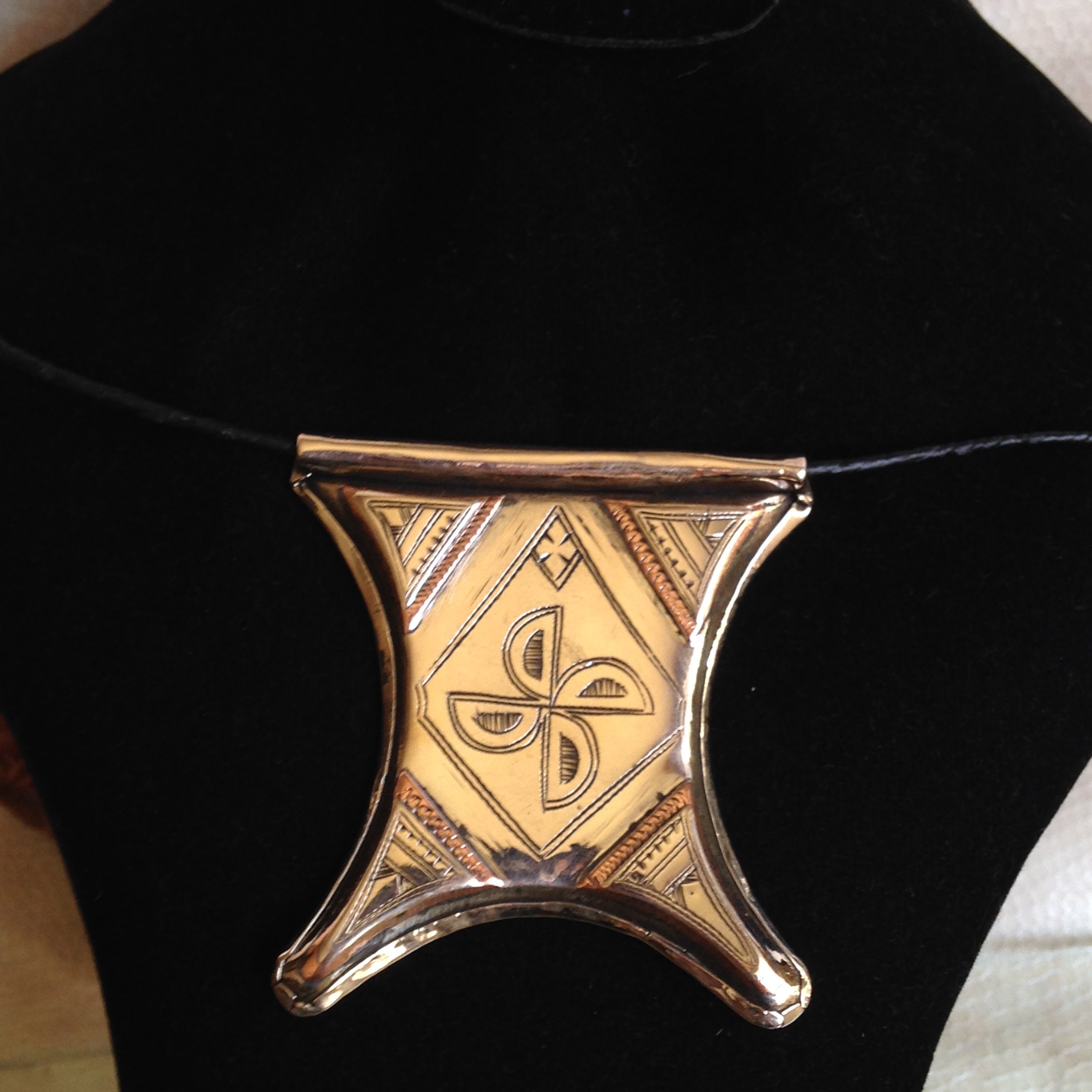 Handmade Touareg Silver Copper Talisman Necklace: Berber Tribal Jewelry - Image 5