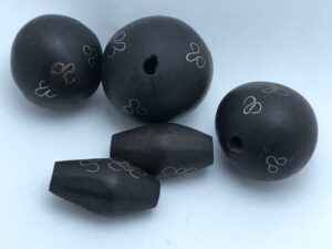 ethnic tuareg jewels, old Mauritanian wood beads for necklace, ebony with silver