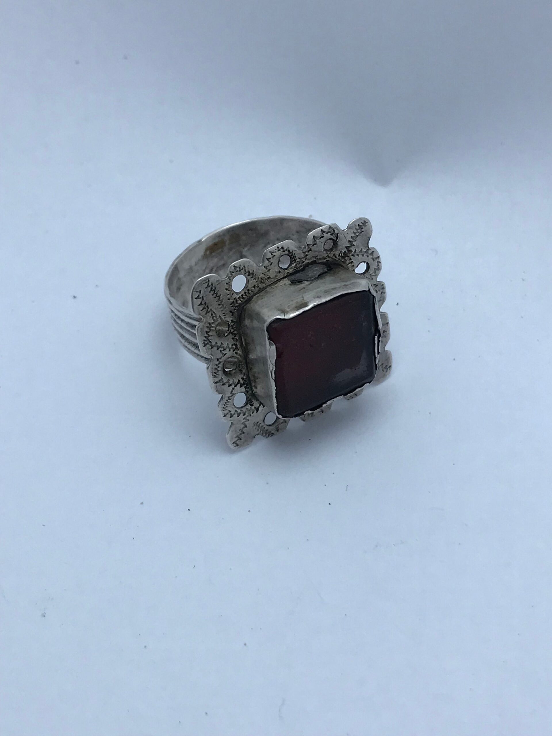 Vintage Berber Silver Ring: Moroccan Ethnic Jewelry, Size 10 - Image 7