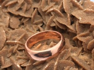 Bague alliance tuareg dorée en bronze fait a main