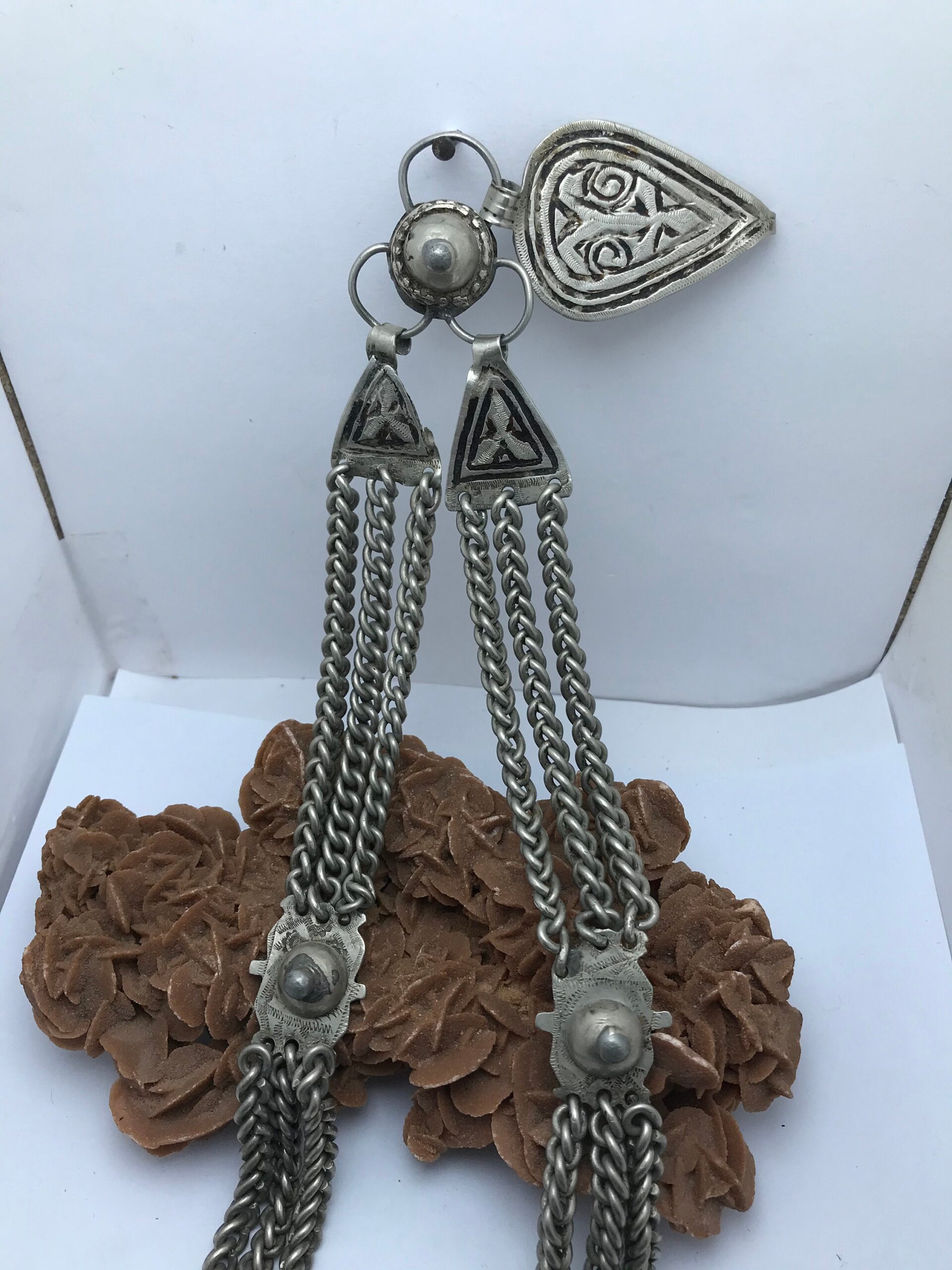ethnic moroccan jewelry Antique Head Adornment – TALGAMUT – Ait ATTA Tribe, High Atlas Morocco - Image 3