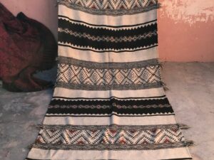 Vintage Berber Wool Rug: Long Handwoven Moroccan Kilim Carpet