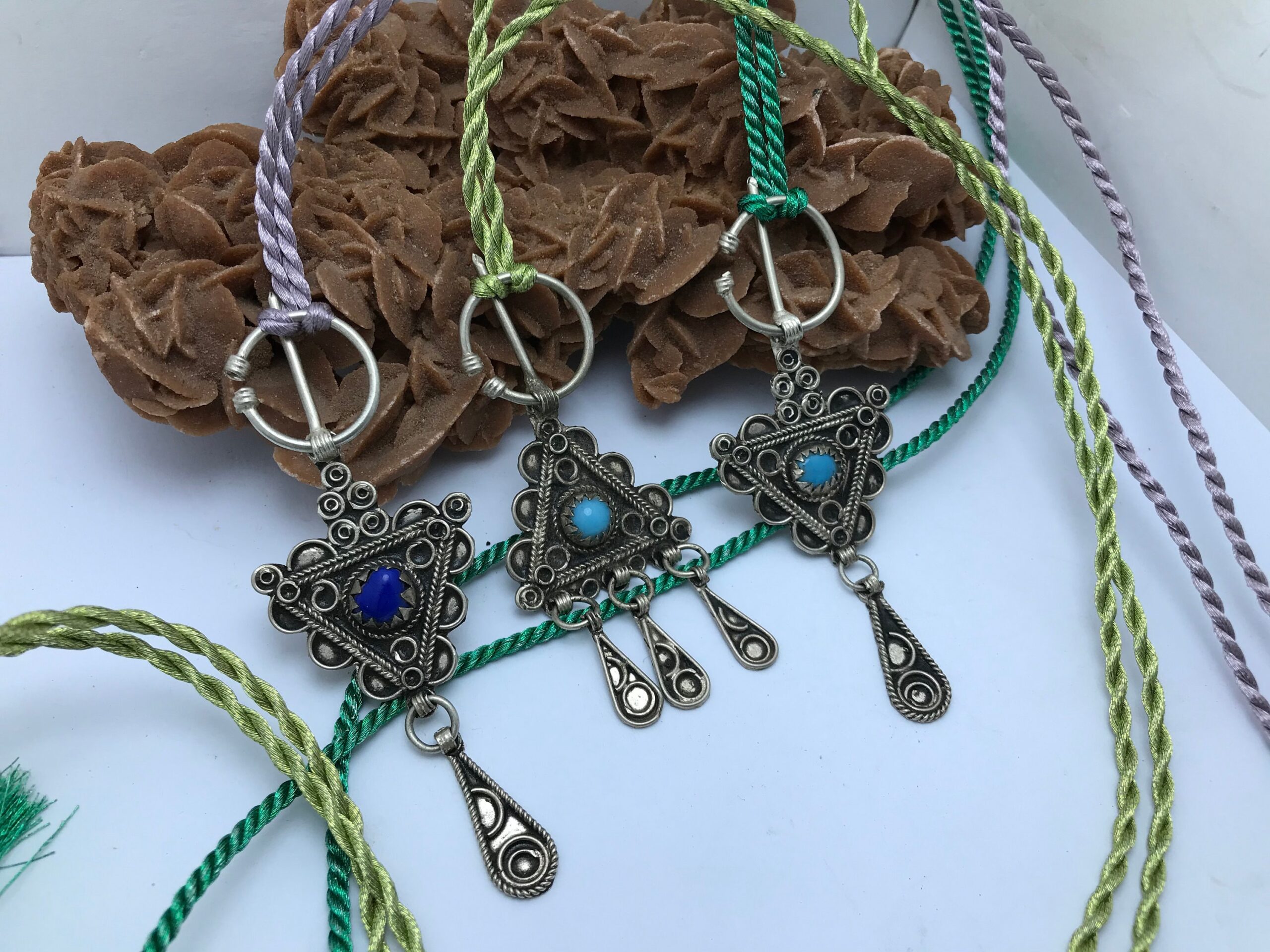fibule collier pendentif argent fait a main, tiznit marocain artisanal - Image 2