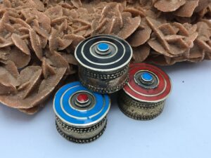 petite boite artisanat marocain fait a main, small moroccan box