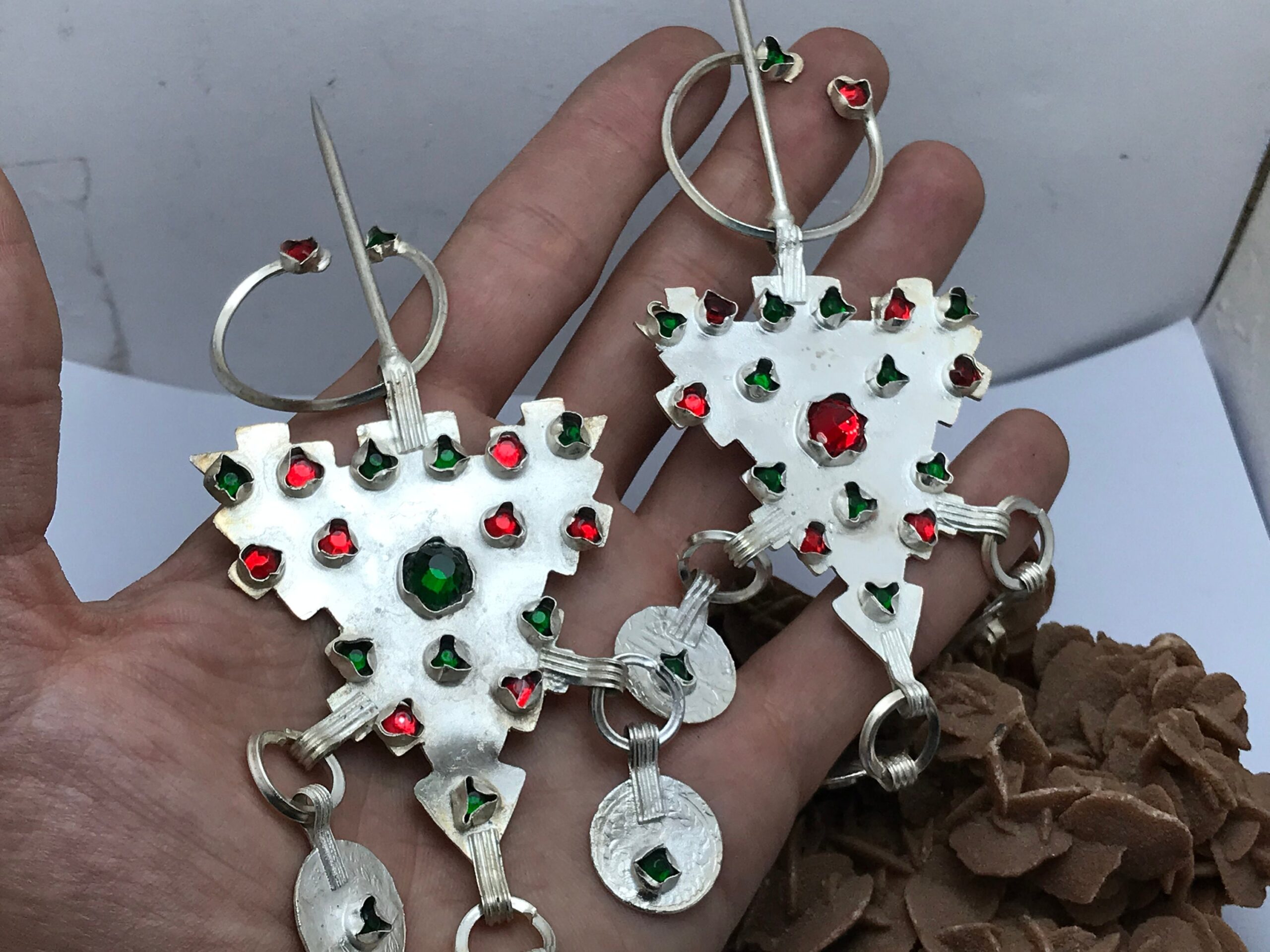 Berber Silver Brooches: Moroccan Tafilalet Ethnic Fibula Pair - Image 7