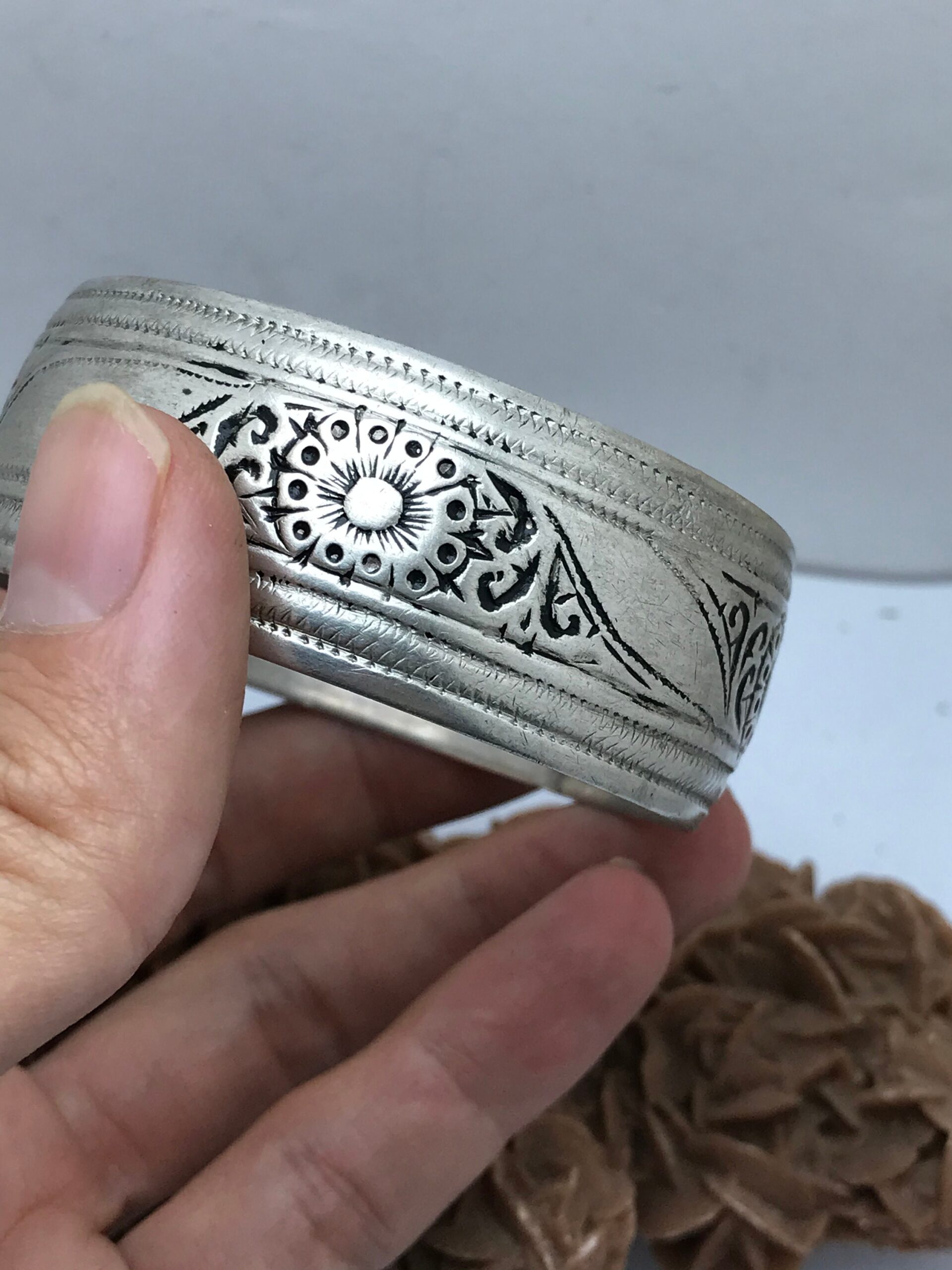Berber Silver Bracelet: Souss Massa Extra Large Engraved Cuff (6.3cm) - Image 4