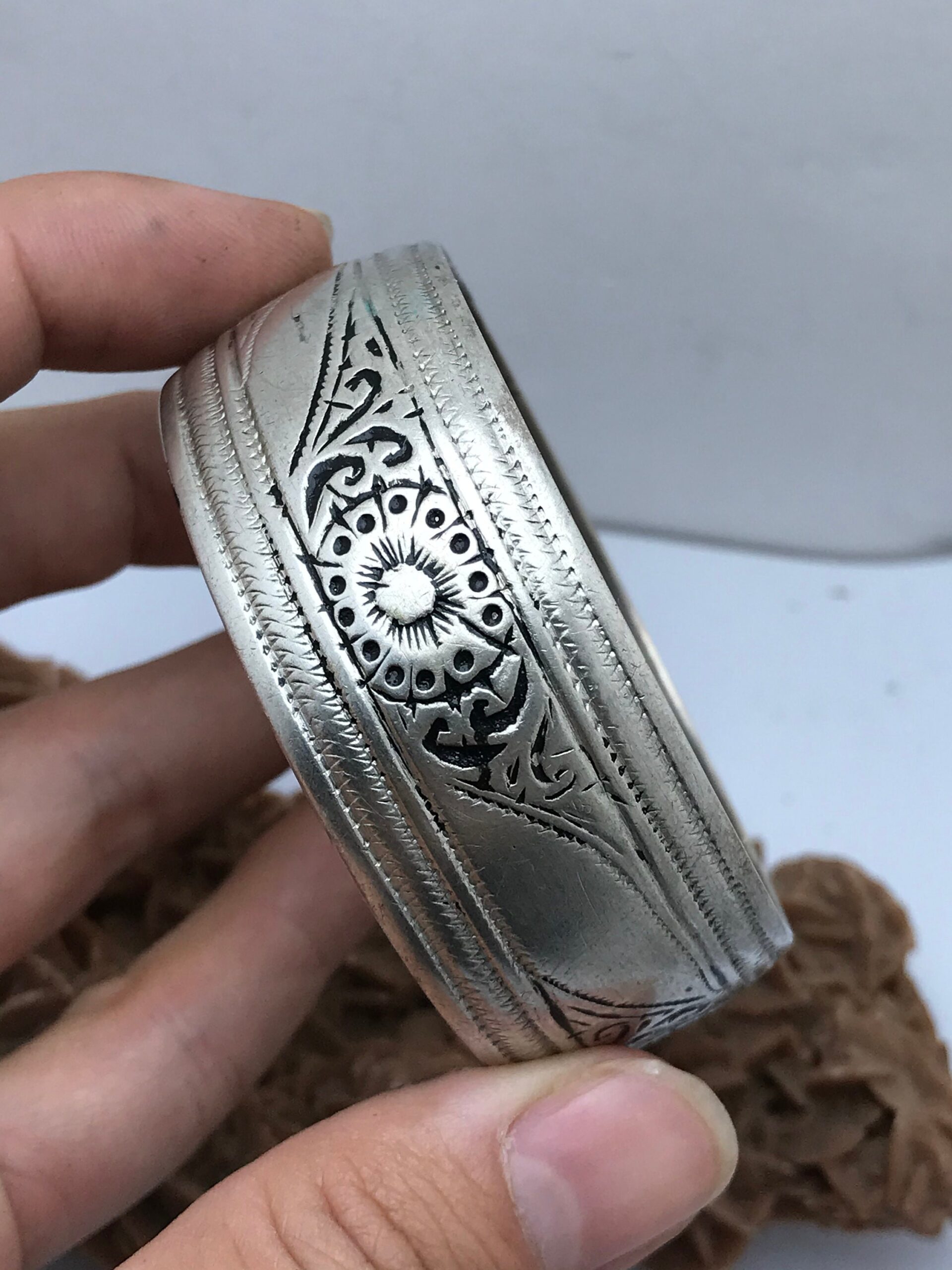 Berber Silver Bracelet: Souss Massa Extra Large Engraved Cuff (6.3cm) - Image 3