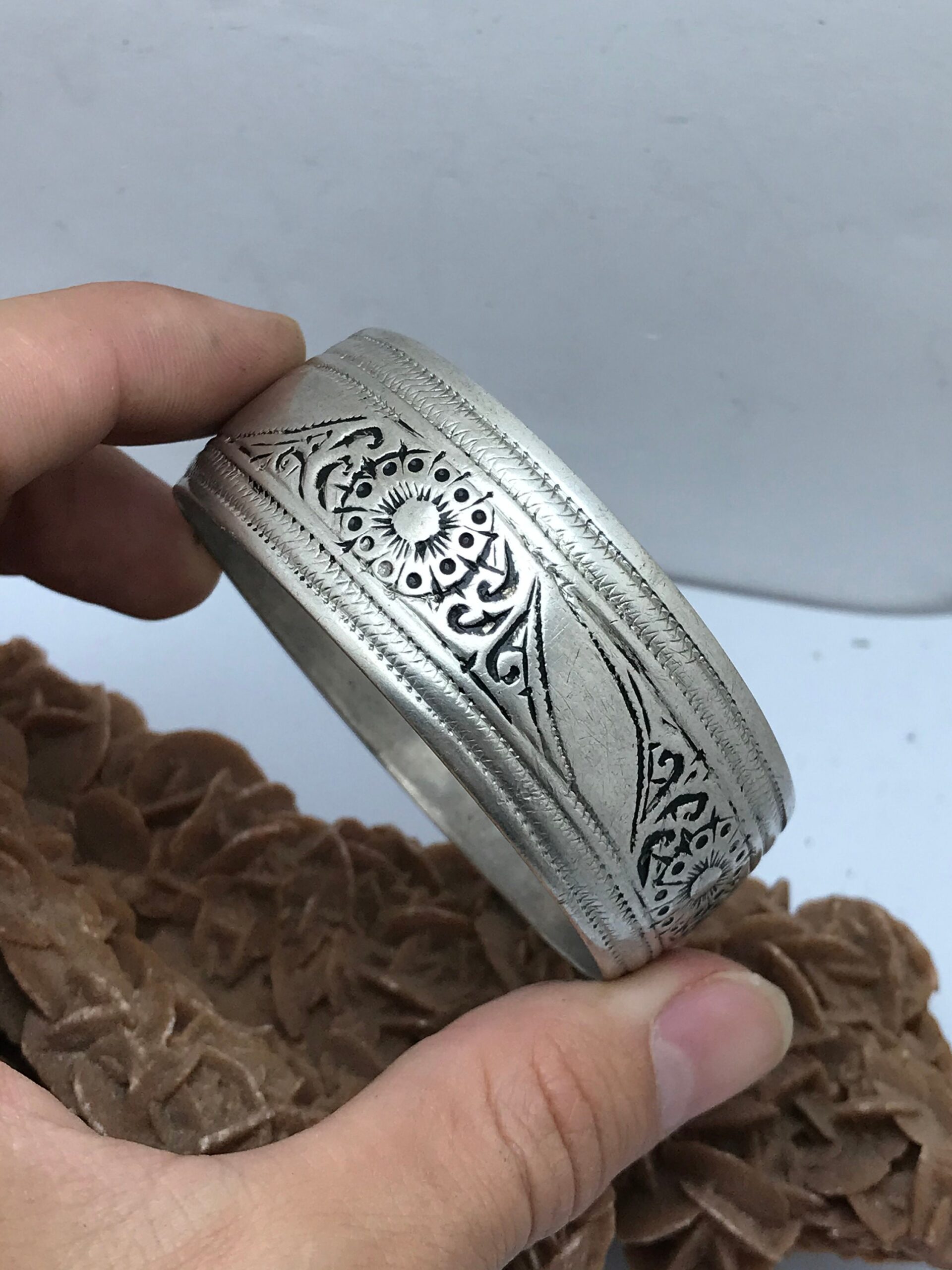 Berber Silver Bracelet: Souss Massa Extra Large Engraved Cuff (6.3cm) - Image 5