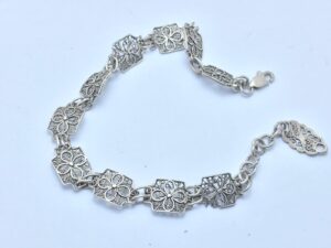 Bracelet Farandole en broderie d'argent fait a main