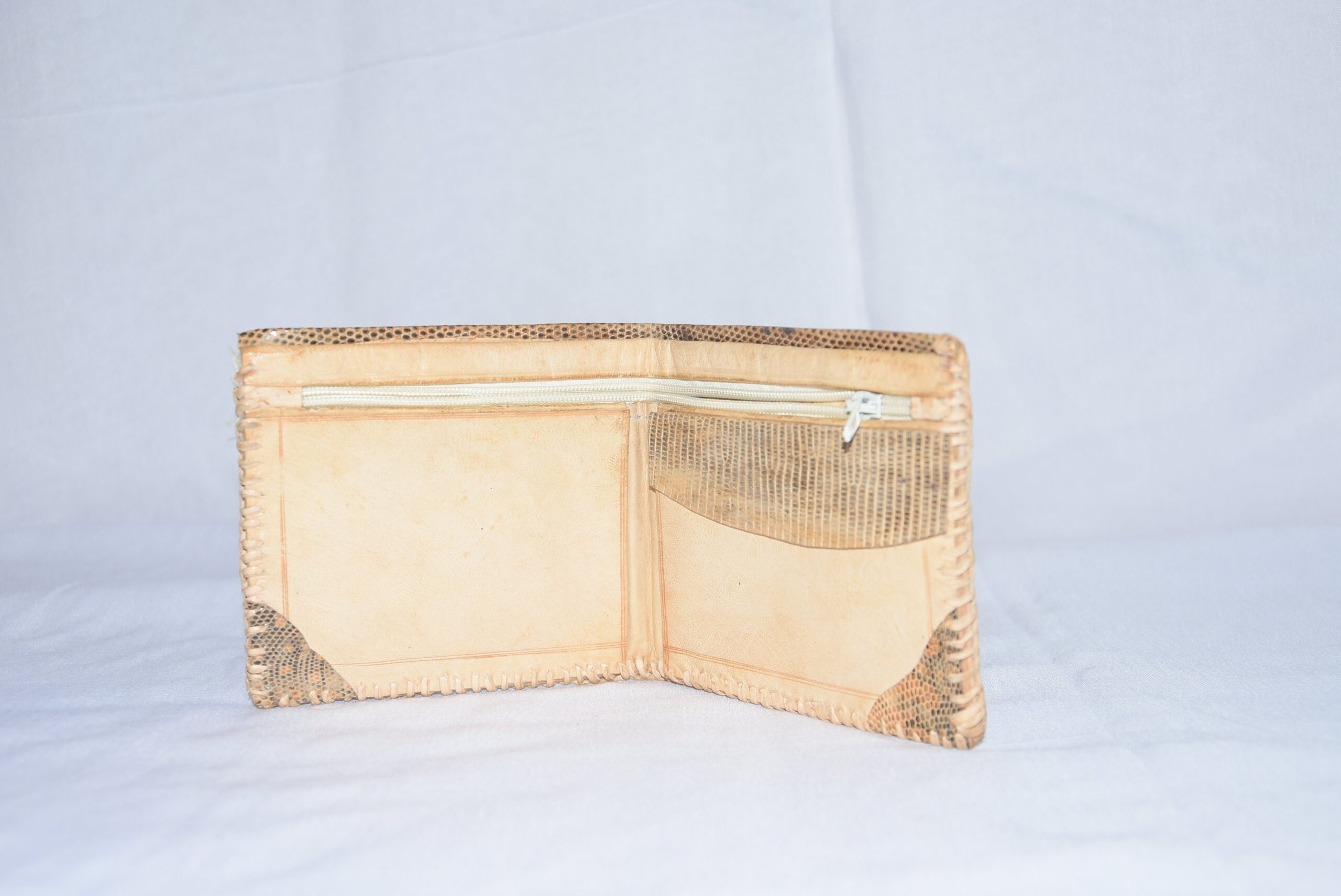 Handmade Tuareg Leather Wallet - African Berber Design - Image 6