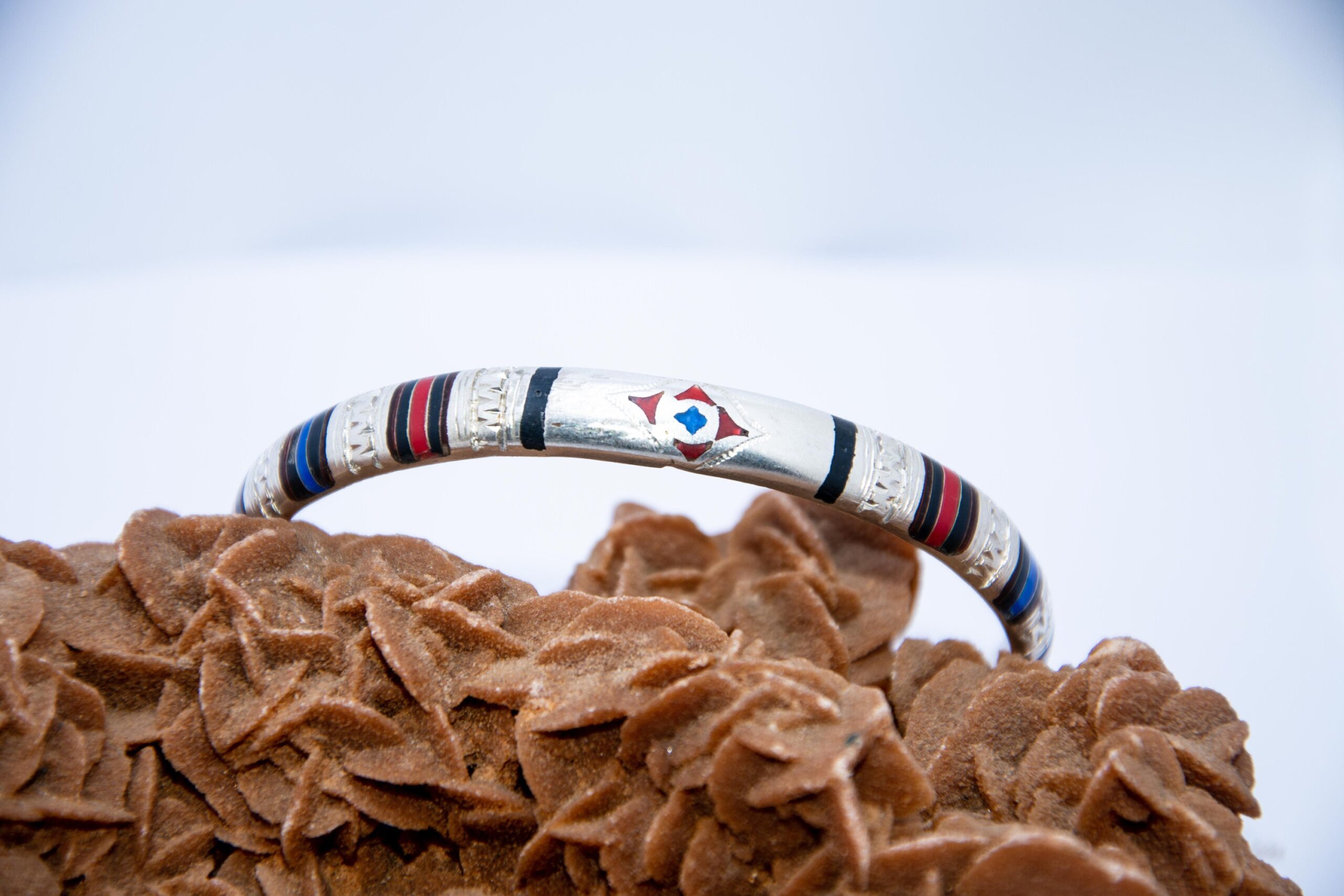 bracelet touareg jonc graver a main, ethnique bijoux argent massif - Image 8