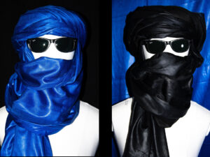 Echarpe Touareg Bleu Et Noir, Couleur Naturelle Par Les Touaregs