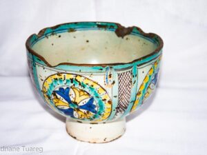 18th Century Moroccan Pottery Bowl: Fès Zlafa, Star Design