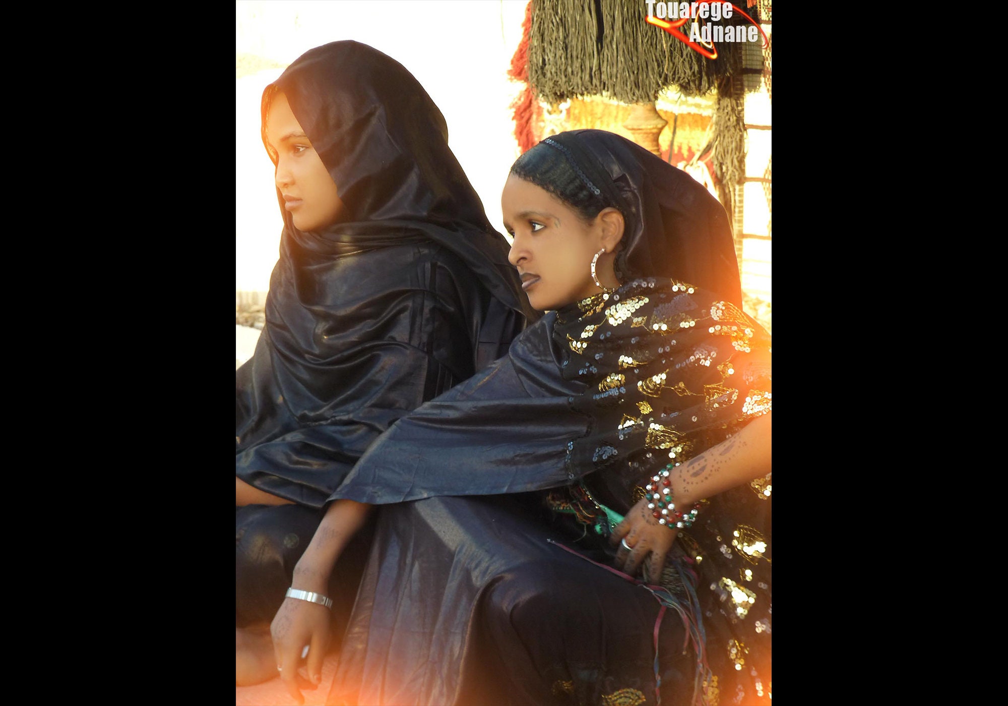 Tuareg Black Cotton Melhfa Dress: Traditional Scarf