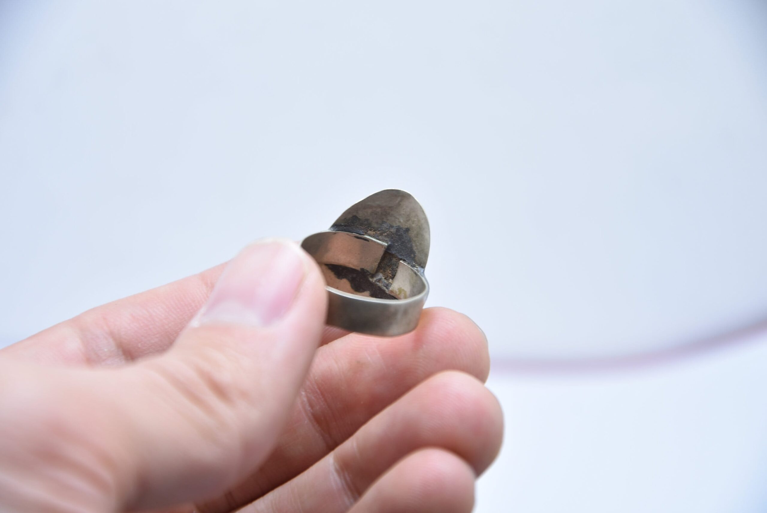 Antique Berber Silver Ring: Ait Atta Tribal Jewelry, Size 9 - Image 3