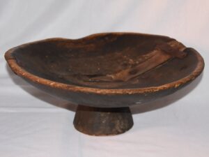 Tuareg wooden Plate Vintage 1940s, Very Rare Moroccan Wood