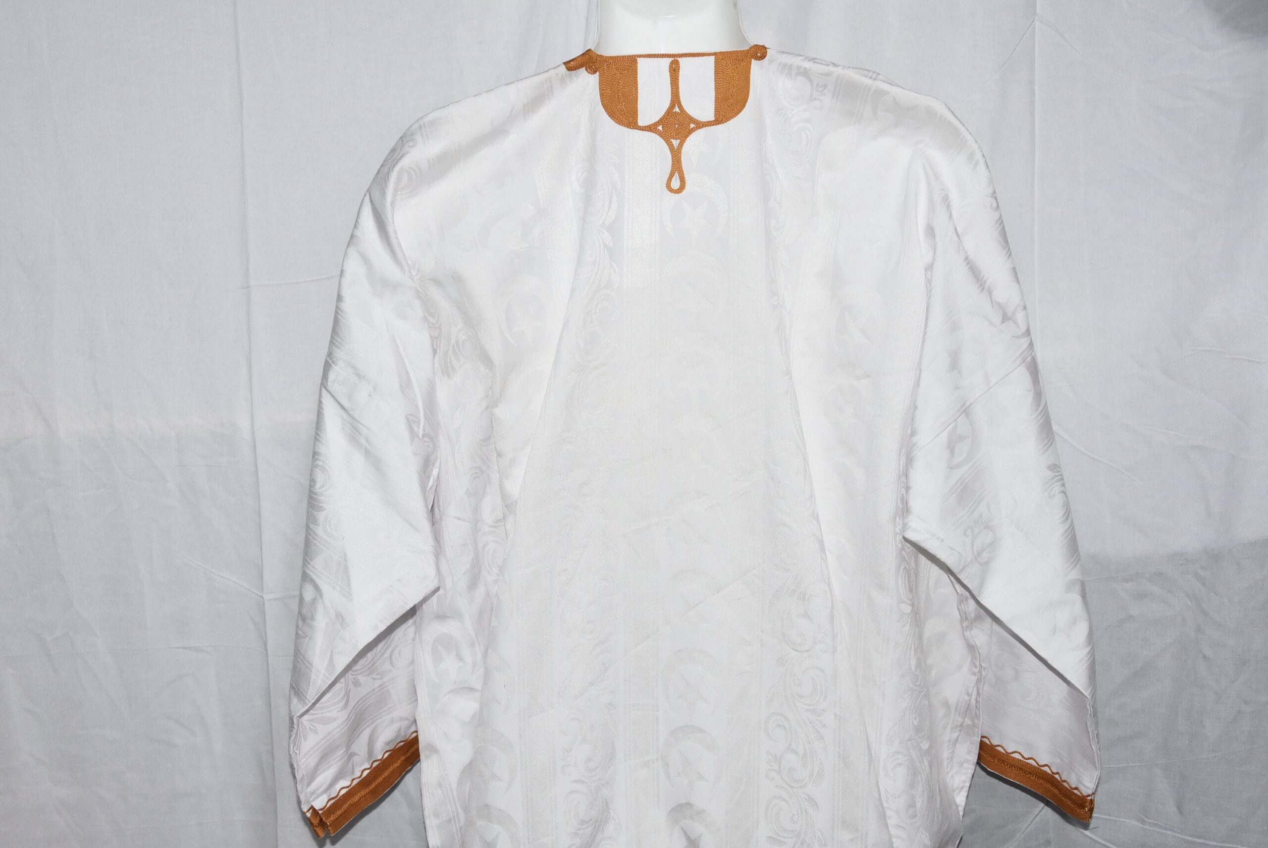 Hand Embroidered Cotton Tuareg Dress: Mauritanian Sahraoui Gandora - Image 4