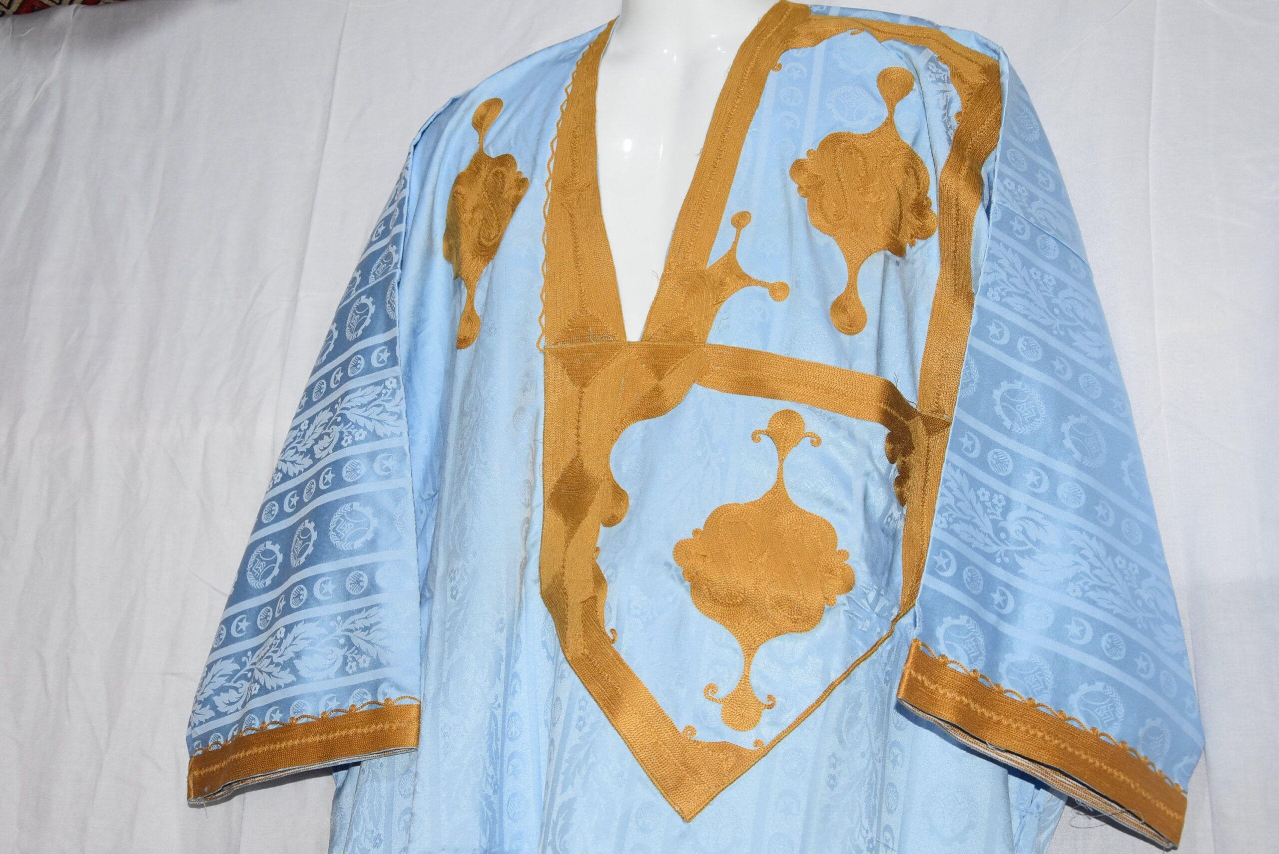 Hand Embroidered Cotton Tuareg Dress: Mauritanian Sahraoui Gandora - Image 8