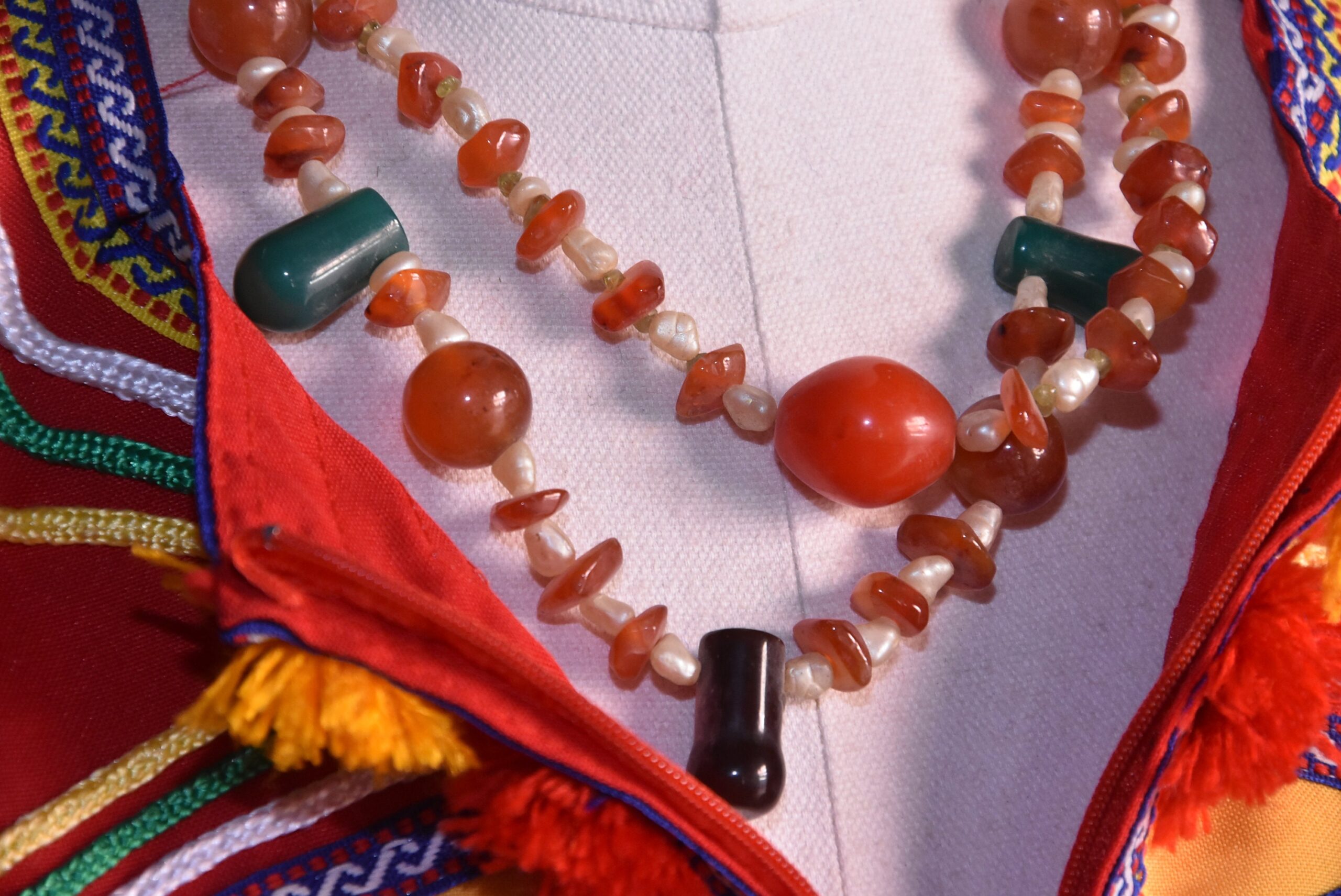 Berber Coral Necklace: North African Amulet Jewelry - Image 6