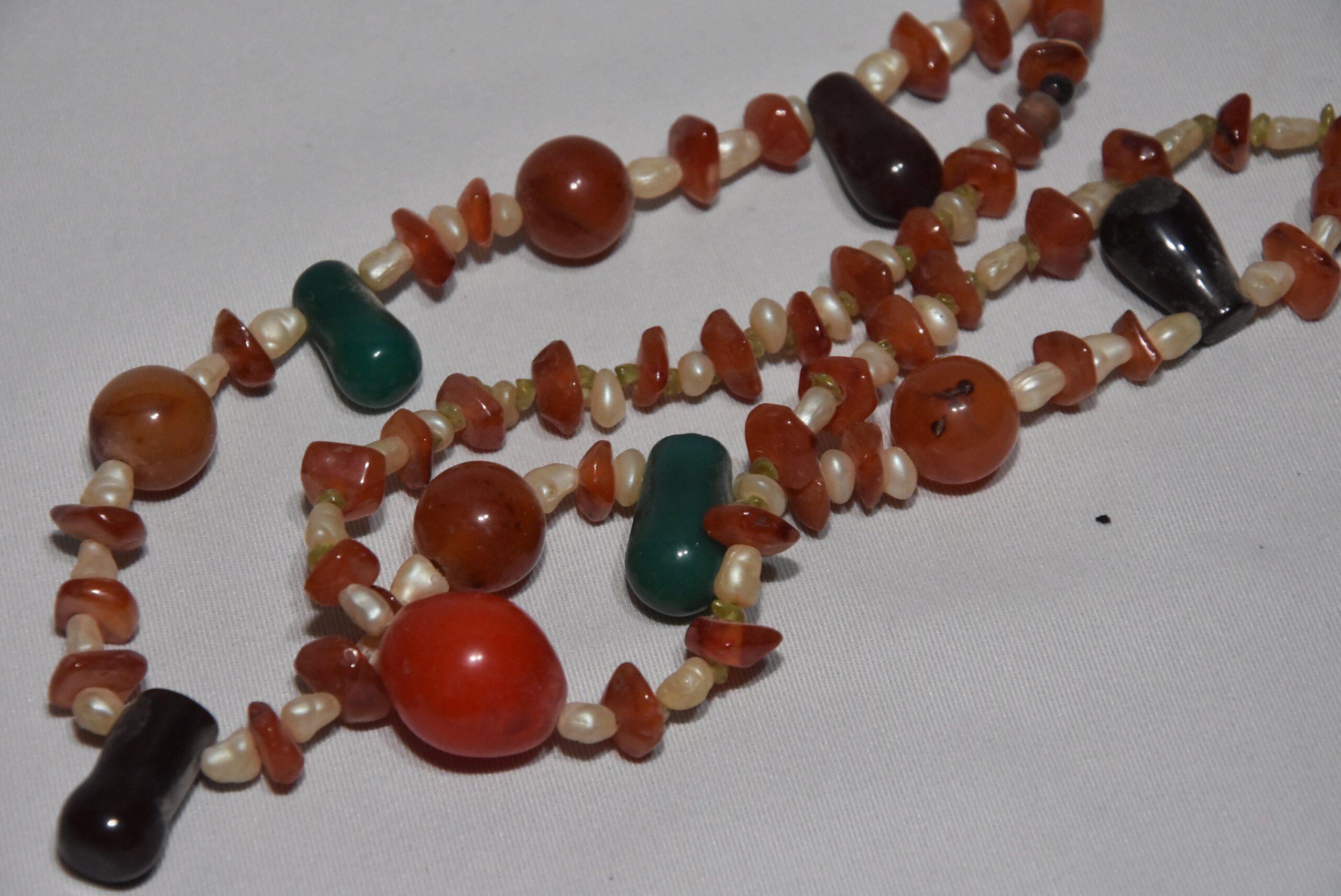 Berber Coral Necklace: North African Amulet Jewelry - Image 5