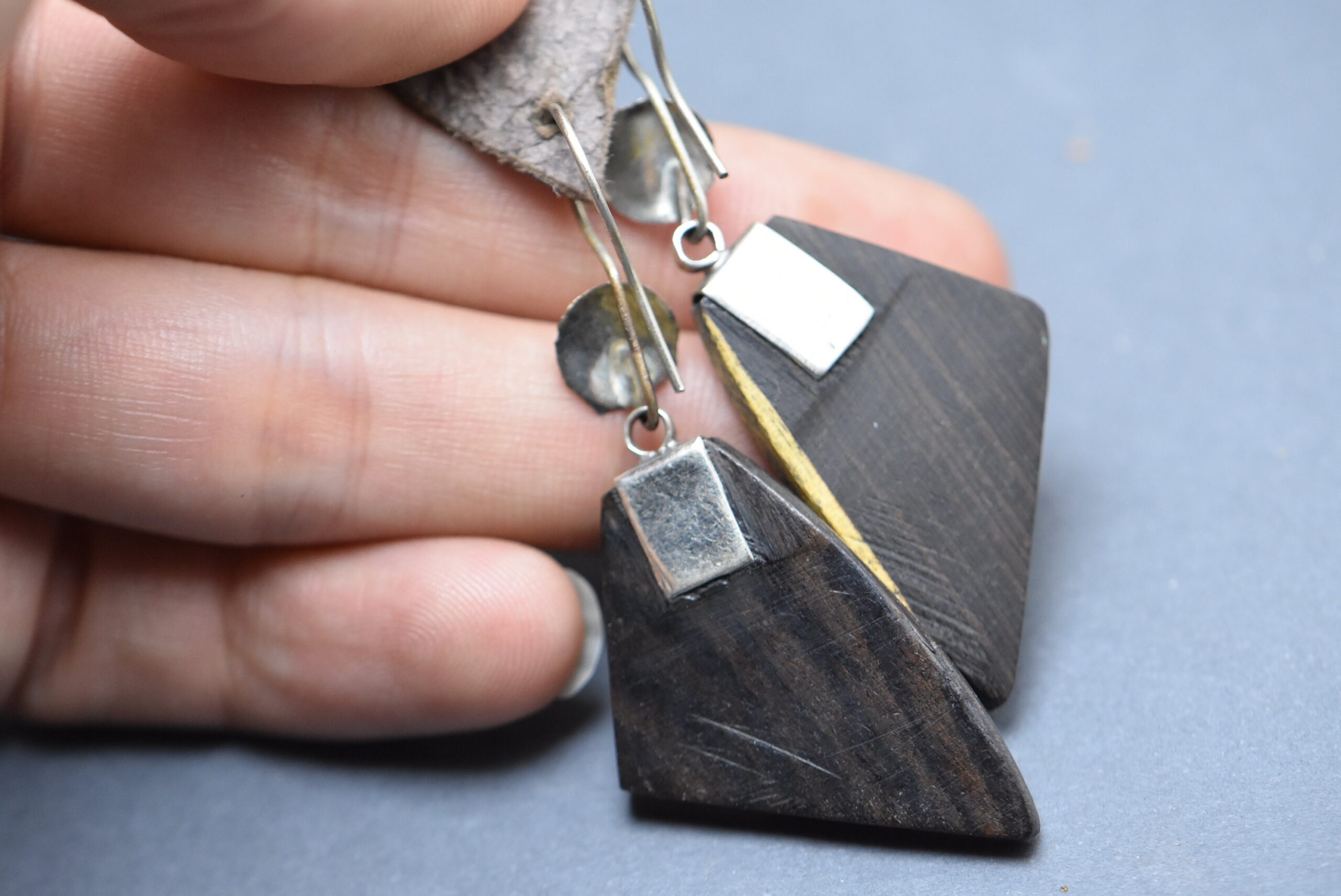 Handmade Tuareg Ebony Earrings: Berber Silver Ethnic Jewelry - Image 3