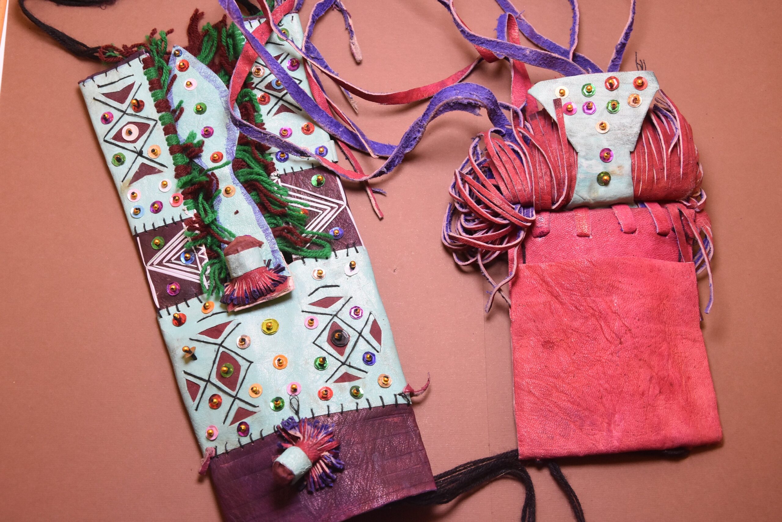 Antique Tuareg Leather Wallet Bag: Ethnic African Design - Image 6