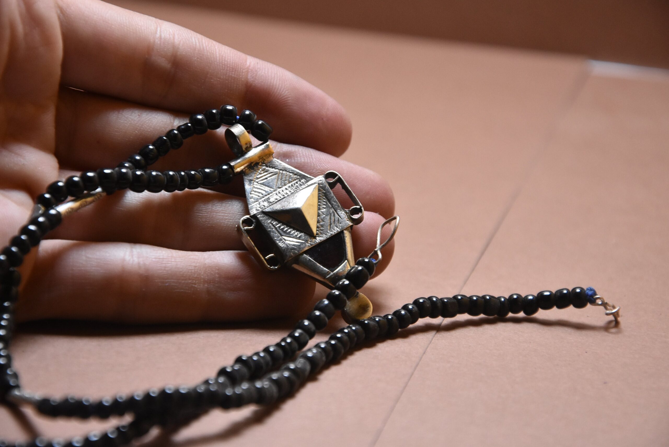 Handmade Tuareg Silver Pendant Necklace: Ethnic Berber Jewelry - Image 5