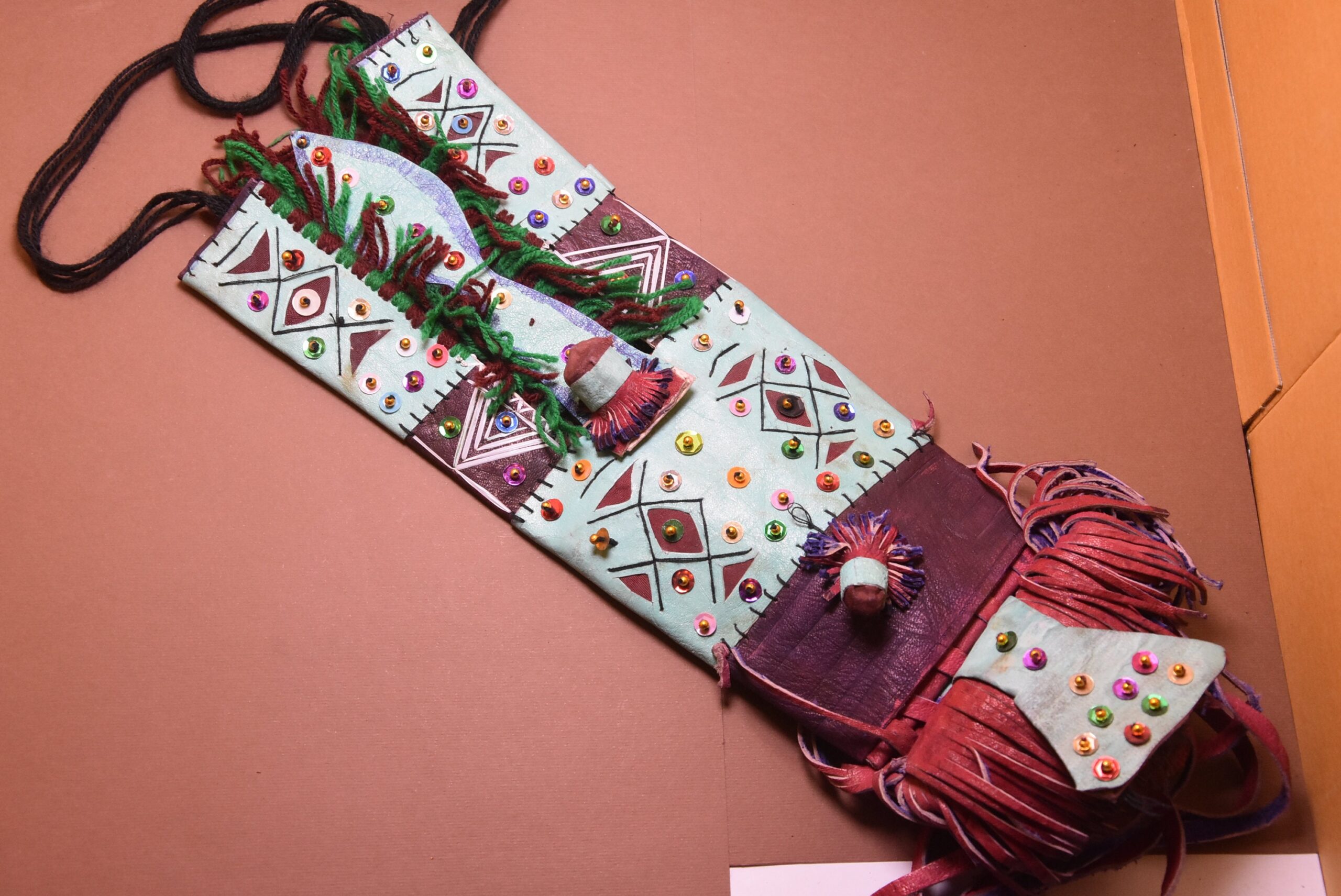 Antique Tuareg Leather Wallet Bag: Ethnic African Design
