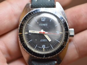 valorus 17 Jewels Incabloc, watch Rare 1970s