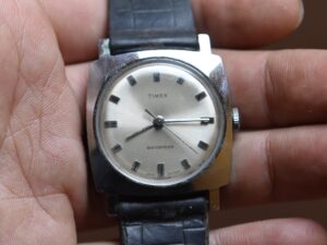 Vintage Timex Waterproof Watch: 1976 Silver Dial, 35mm