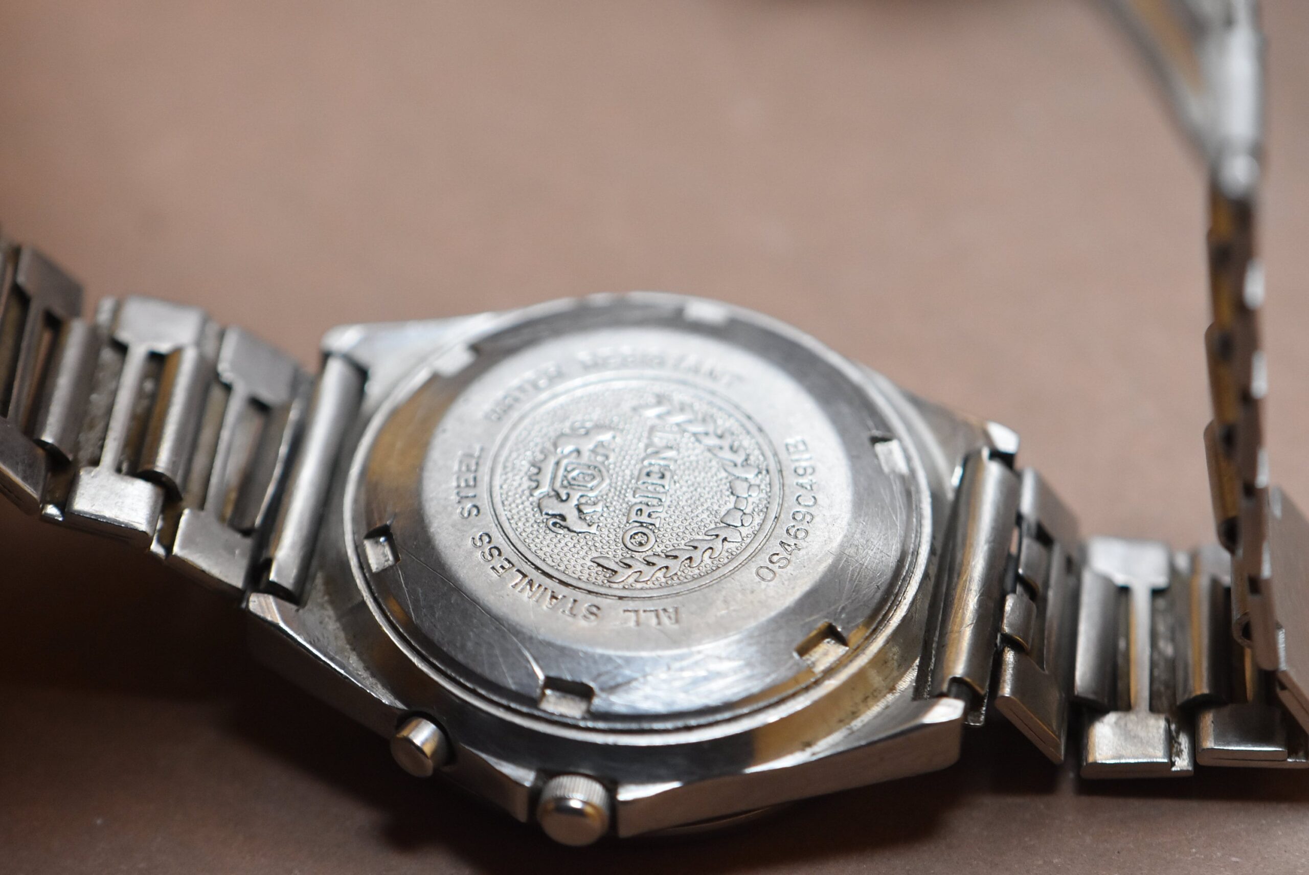 Vintage ORIENT Watch Automatic 21 Jewels Water Resistant day date - Image 4