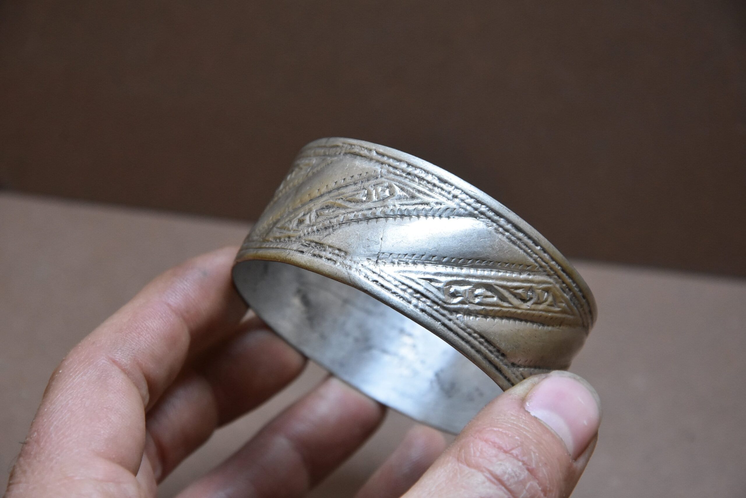 Vintage Berber Aluminum Bracelet: Moroccan Tribal Jewelry - Image 3