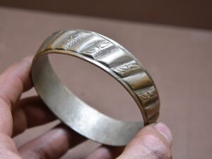 Vintage Moroccan Berber Silver Bracelet: Ethnic Tribal Bangle