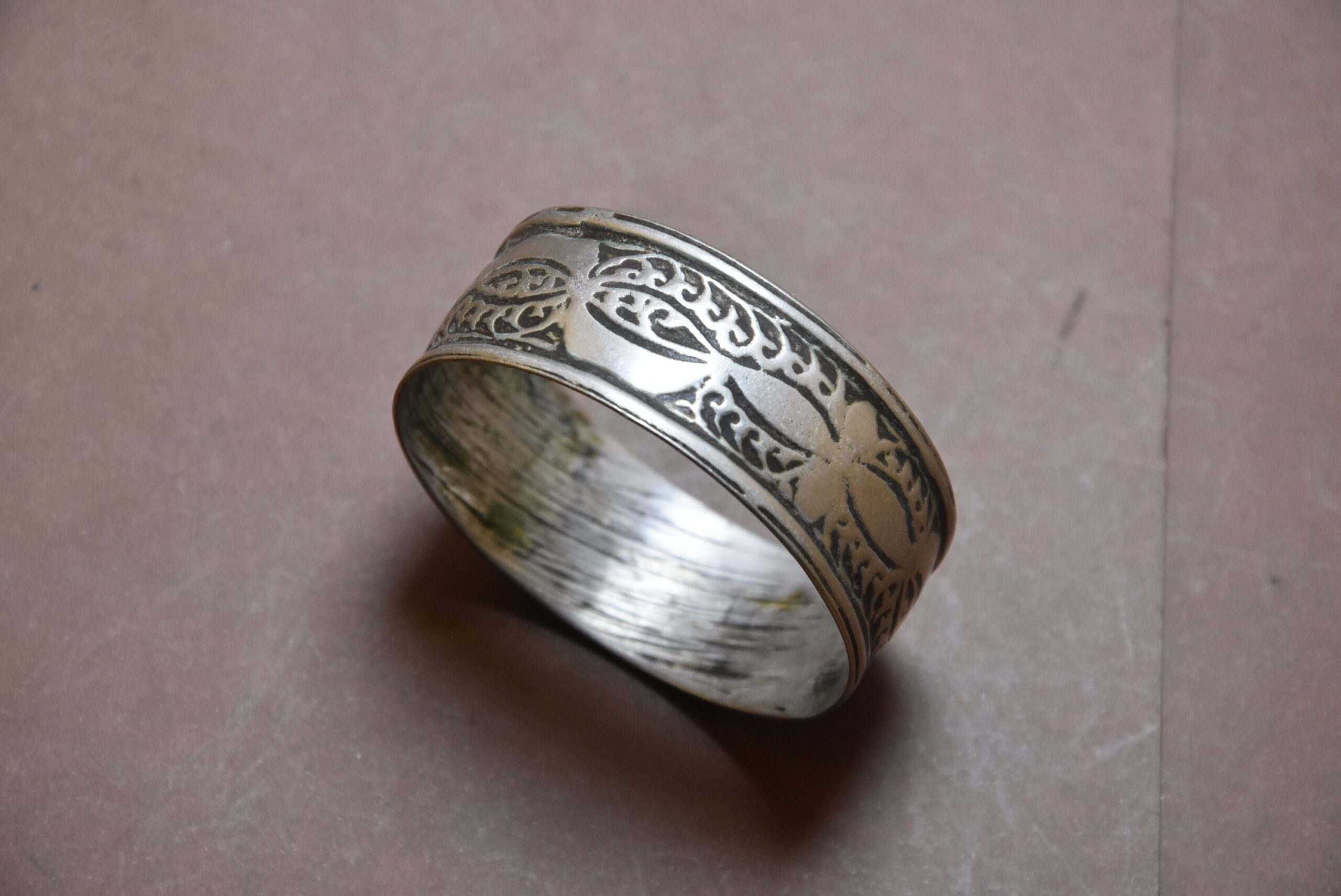 Berber Granulated Silver Bangle: Moroccan Touareg Bracelet (5.5cm) - Image 5