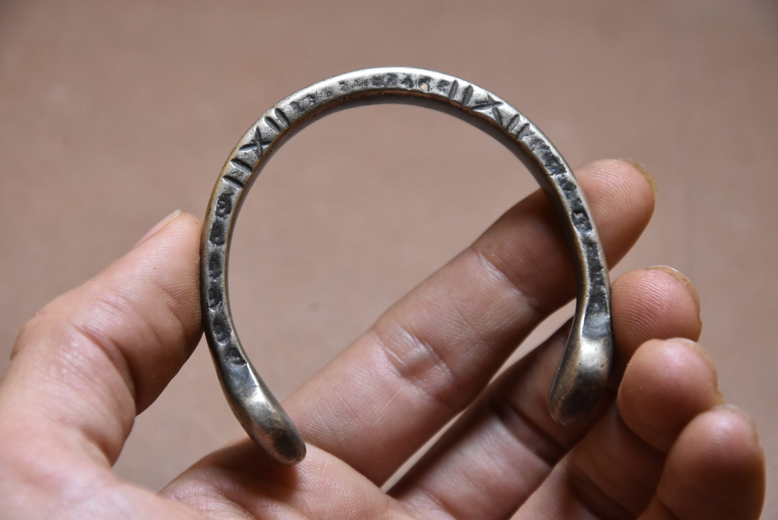 Vintage Berber Copper Anklet Bracelet: Moroccan Tribal Jewelry - Image 4