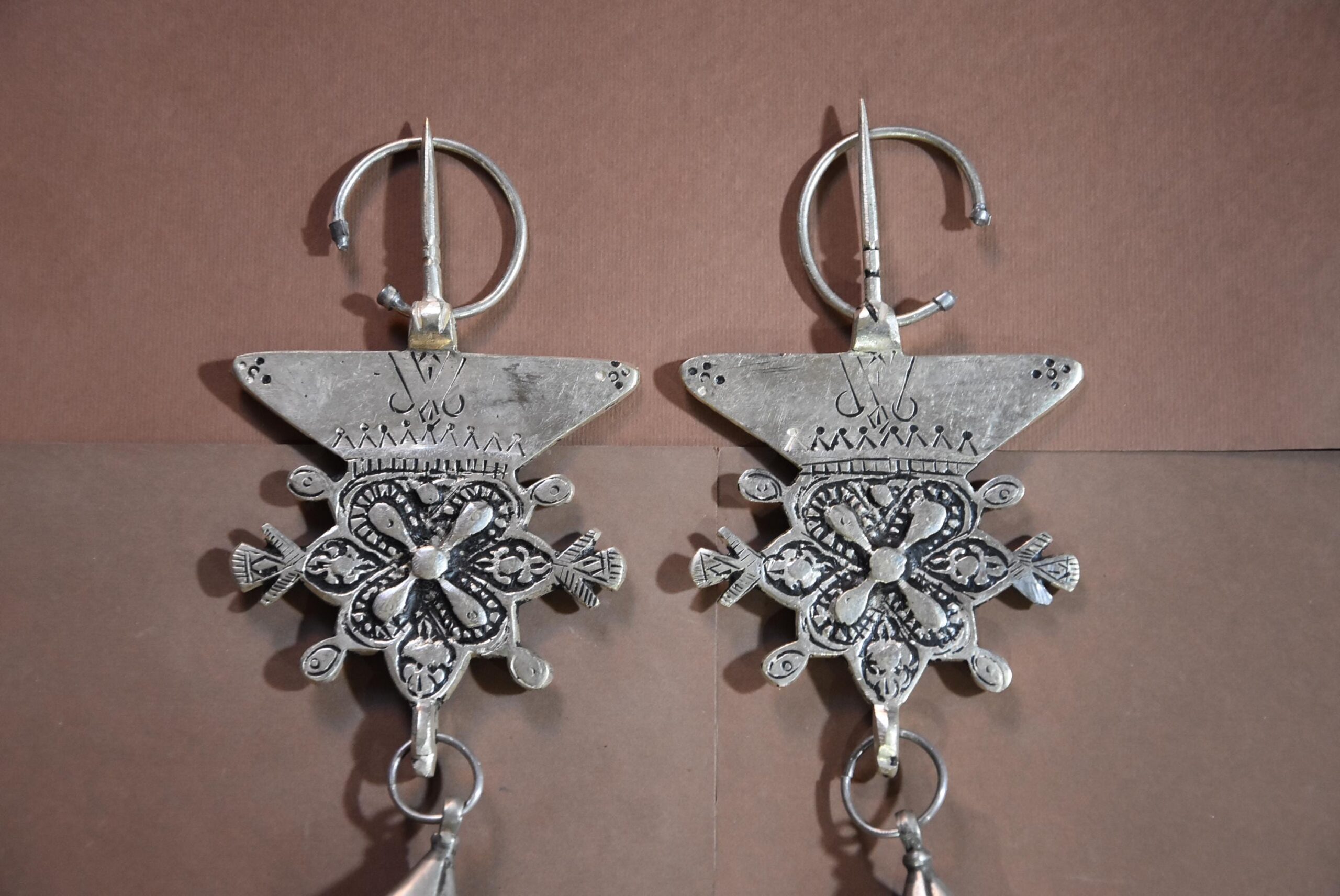 Vintage Berber Fibula: Moroccan Ethnic Jewelry, Silver 700 - Image 6