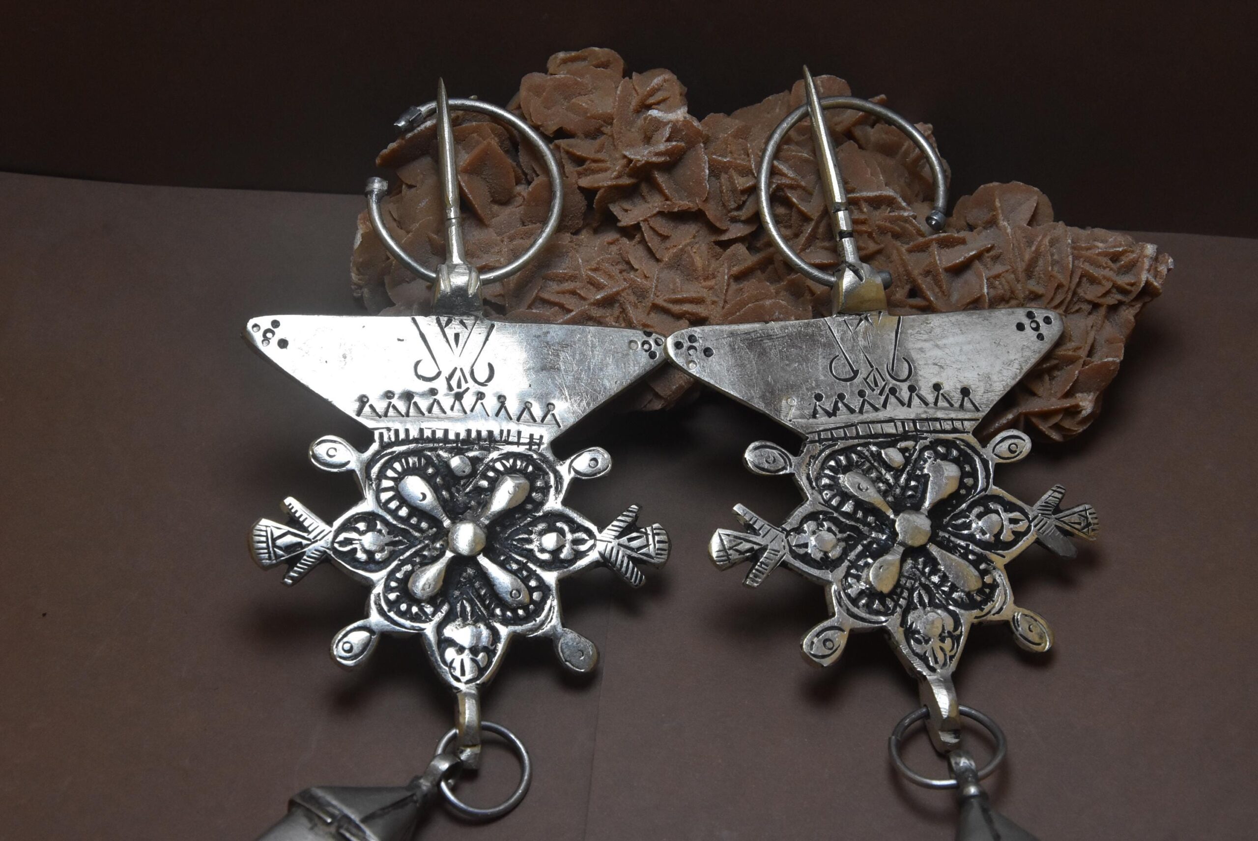 Vintage Berber Fibula: Moroccan Ethnic Jewelry, Silver 700 - Image 3