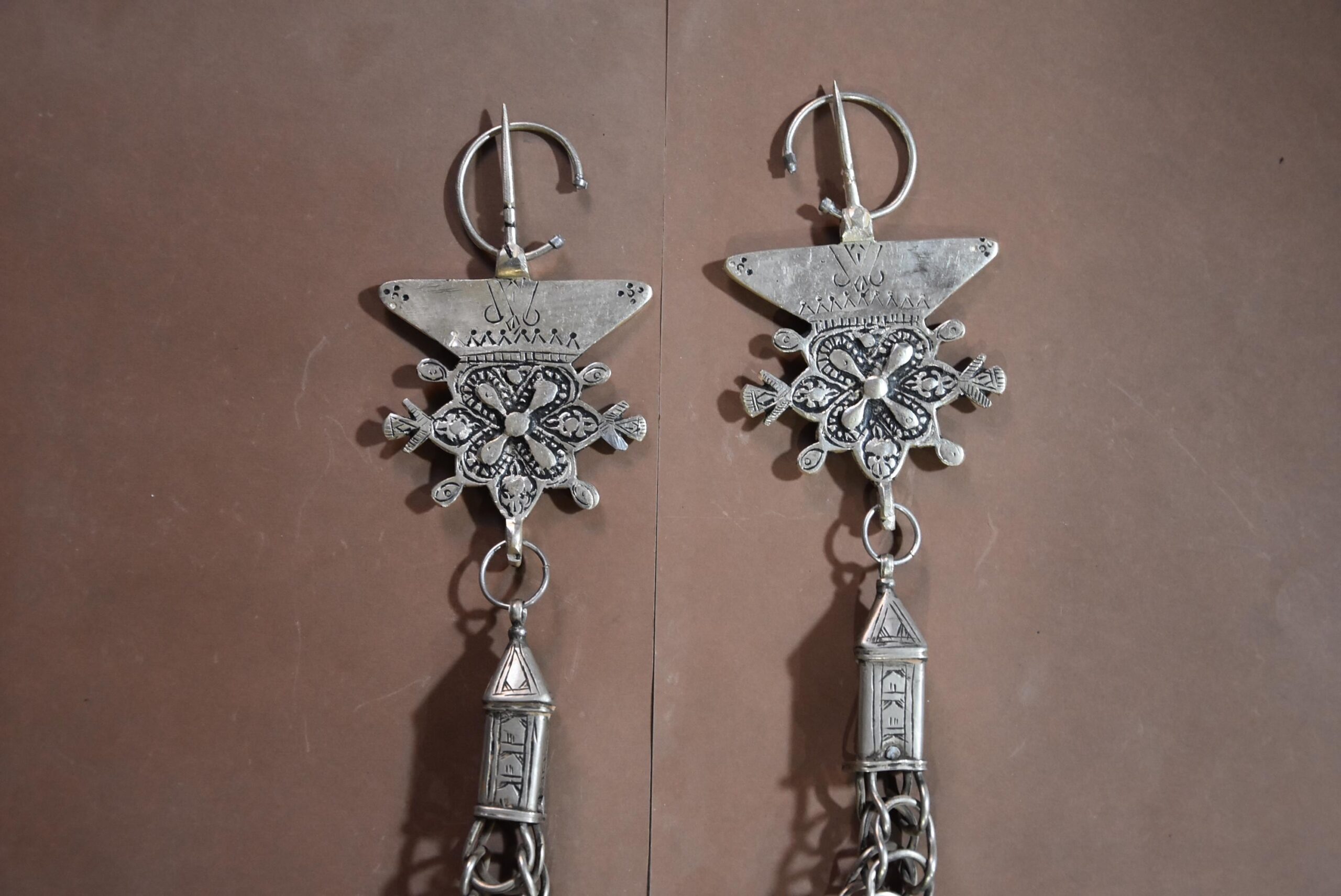 Vintage Berber Fibula: Moroccan Ethnic Jewelry, Silver 700 - Image 10
