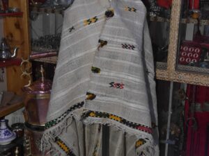 Handira Berber Blanket Woman Dress - Tahendirt - vintage Ait Hadiddu Tribe, Morocco