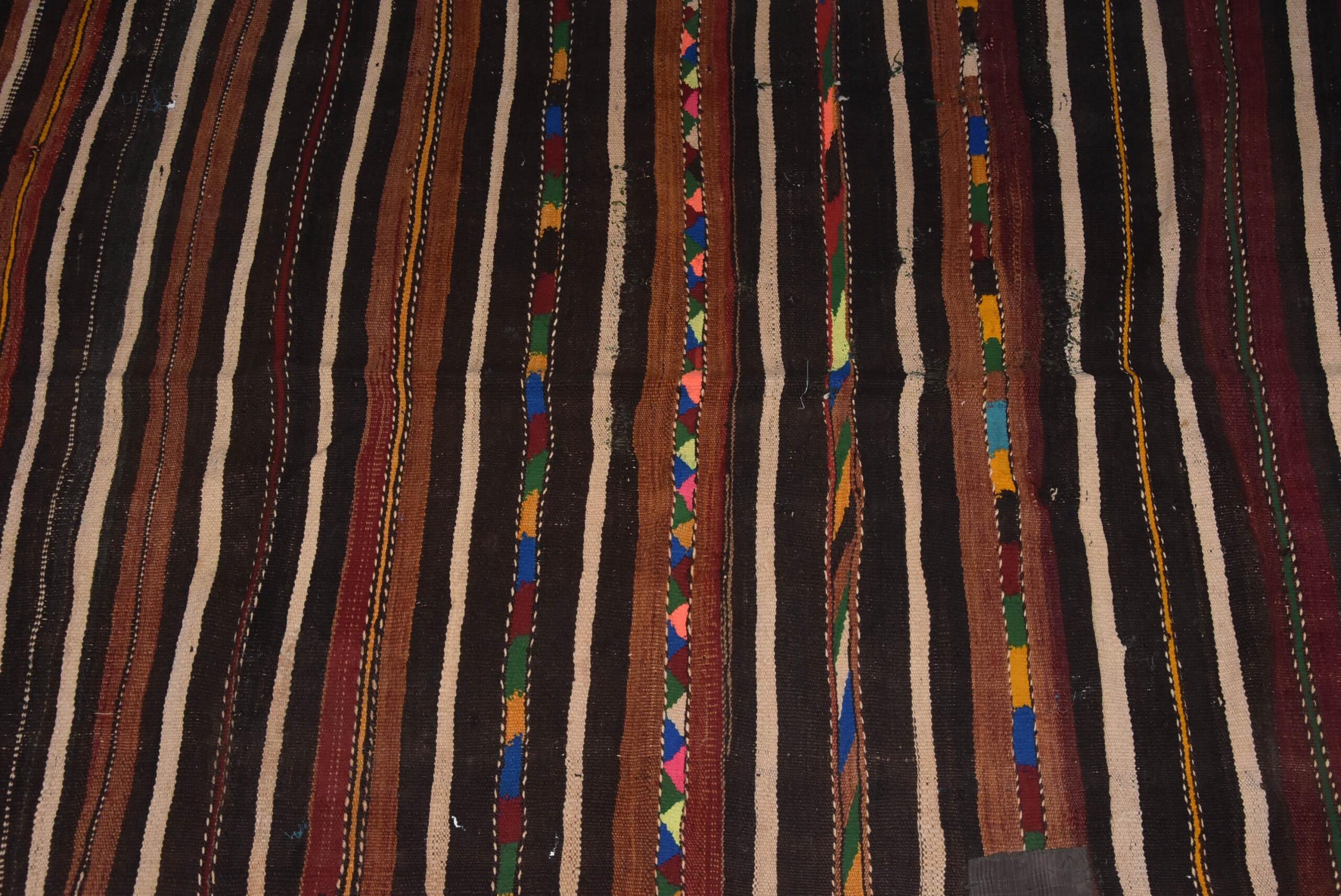 Old Wedding Blanket Handira ait hdiddou, moroccan carpet, berber, bedding Handmade and High Quality, old 1930s - Image 4