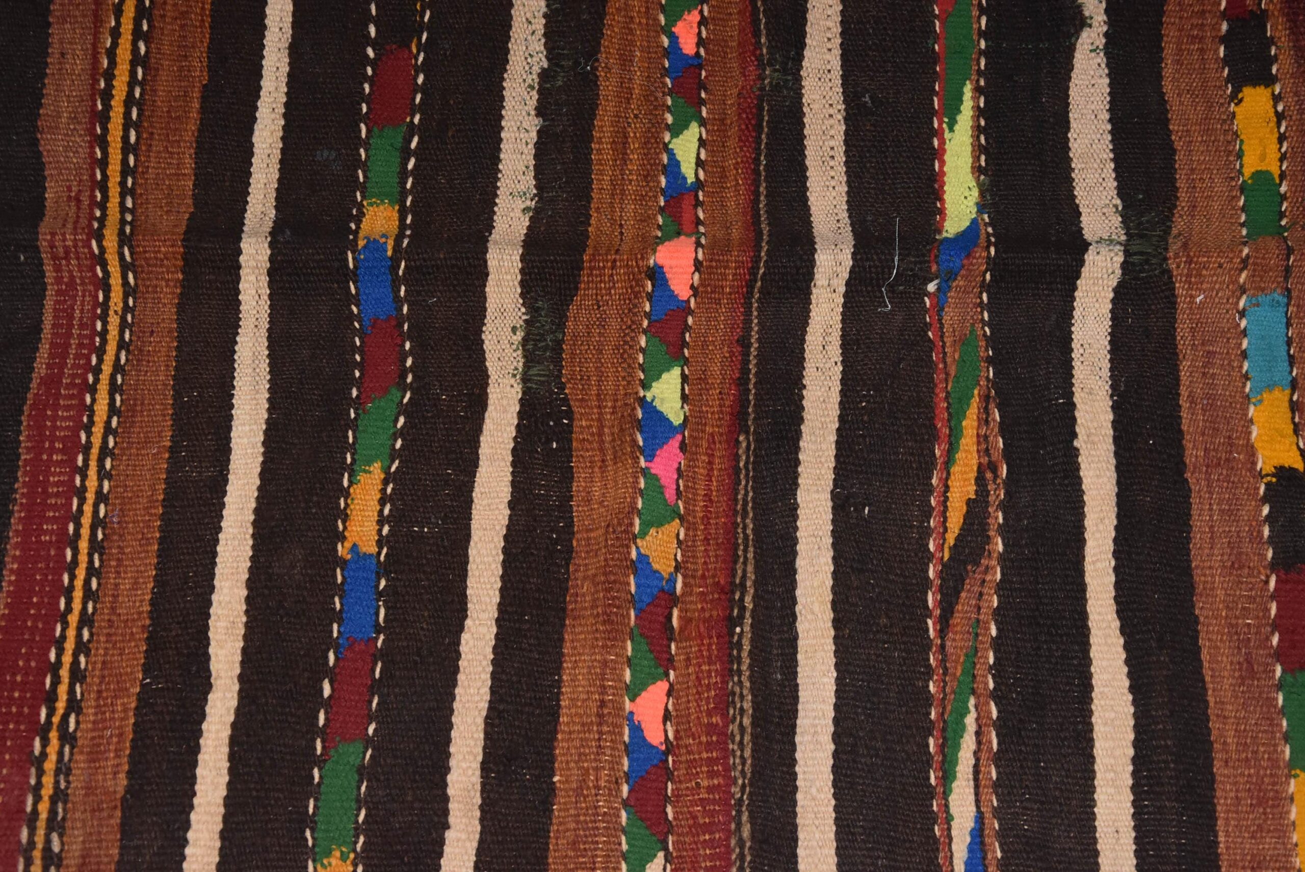 Old Wedding Blanket Handira ait hdiddou, moroccan carpet, berber, bedding Handmade and High Quality, old 1930s - Image 5