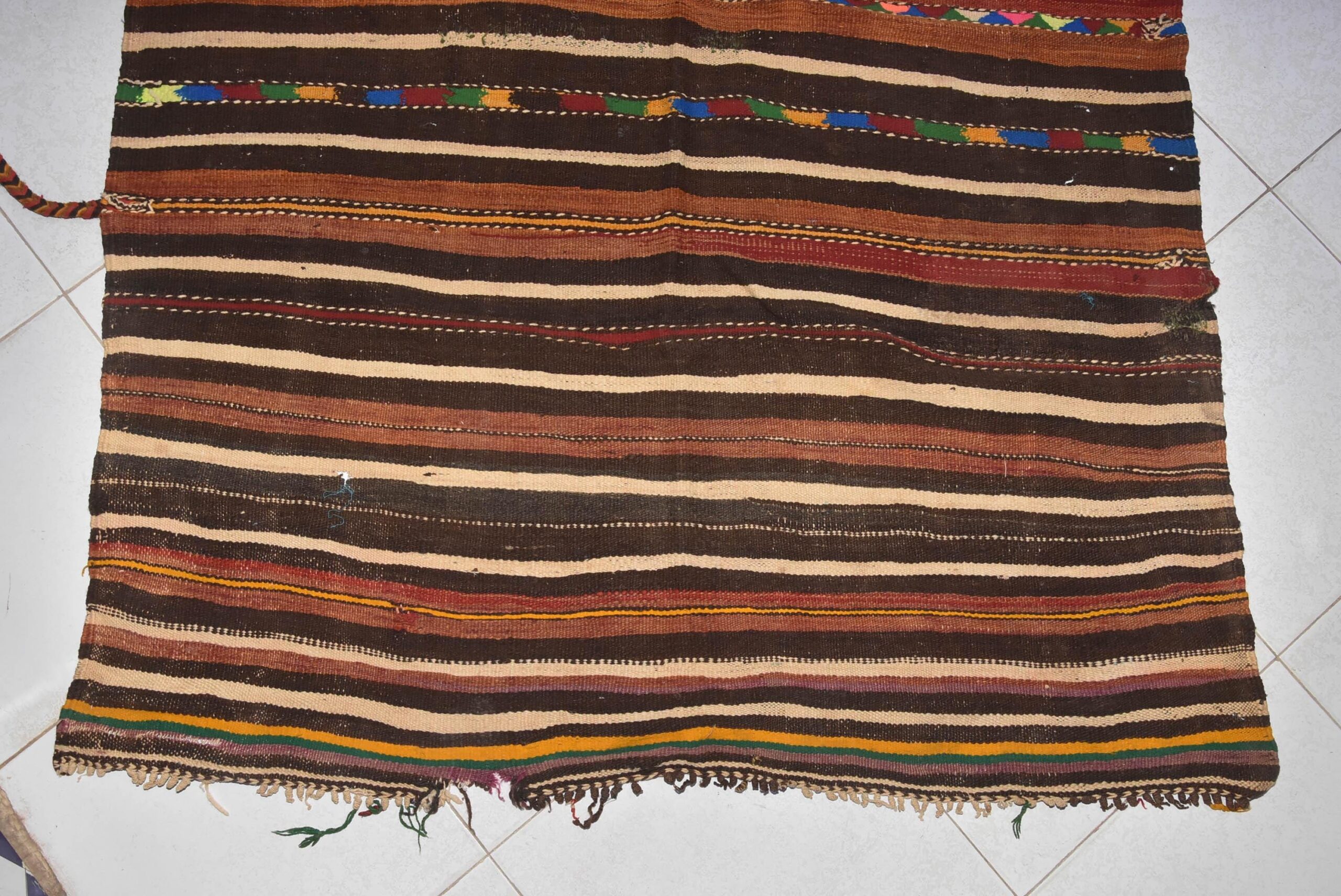 Old Wedding Blanket Handira ait hdiddou, moroccan carpet, berber, bedding Handmade and High Quality, old 1930s - Image 7