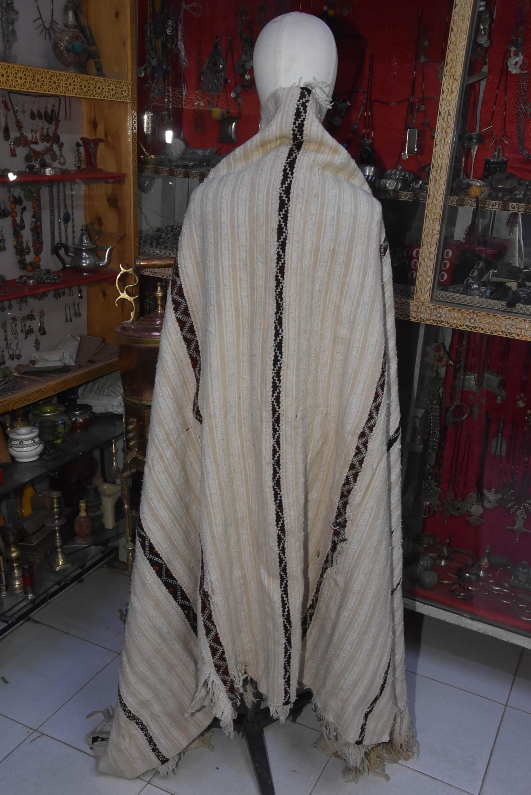 Old Wedding Blanket Handira brown, moroccan carpet, berber, bedding - Image 5