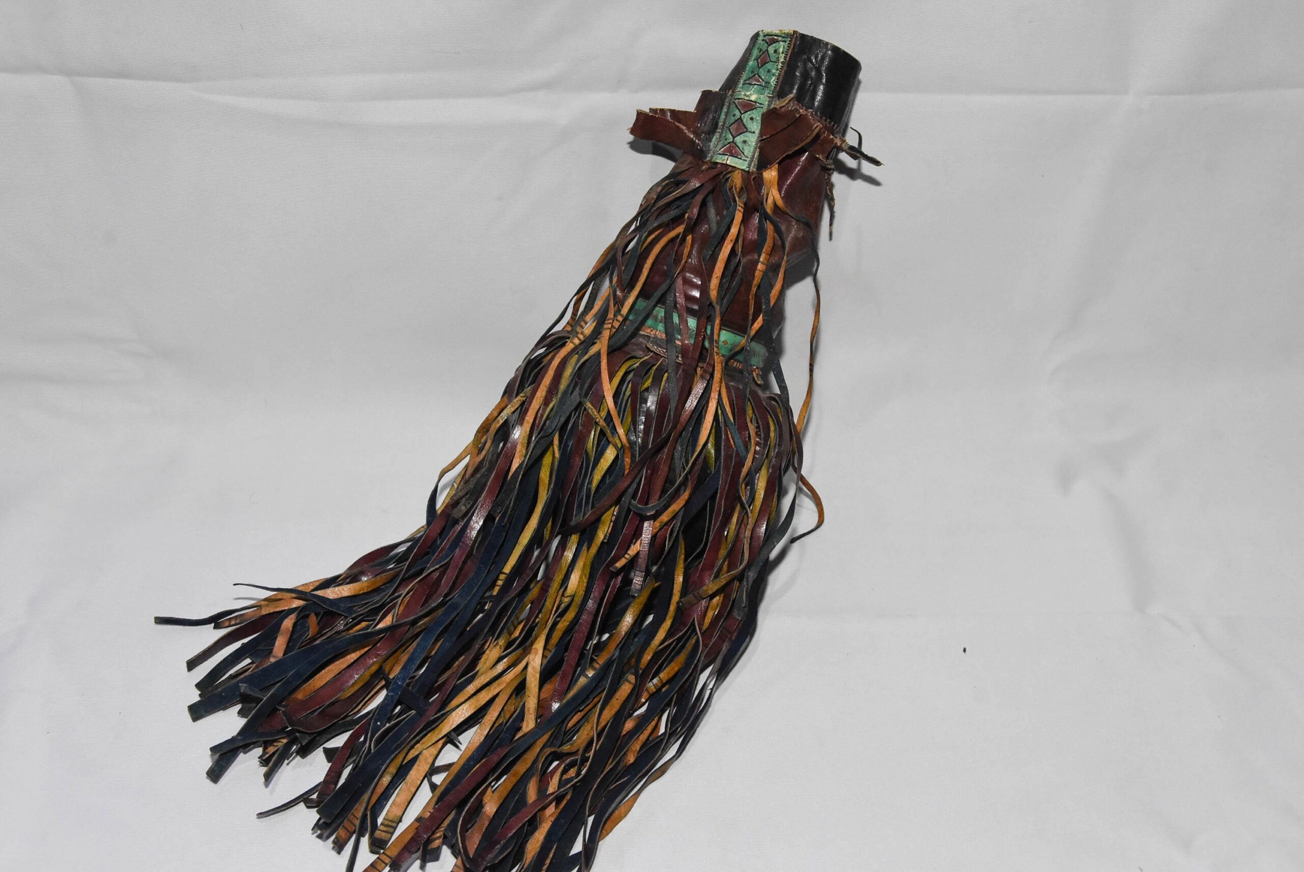 ethnic walett tuareg leather, amulette bags vintage