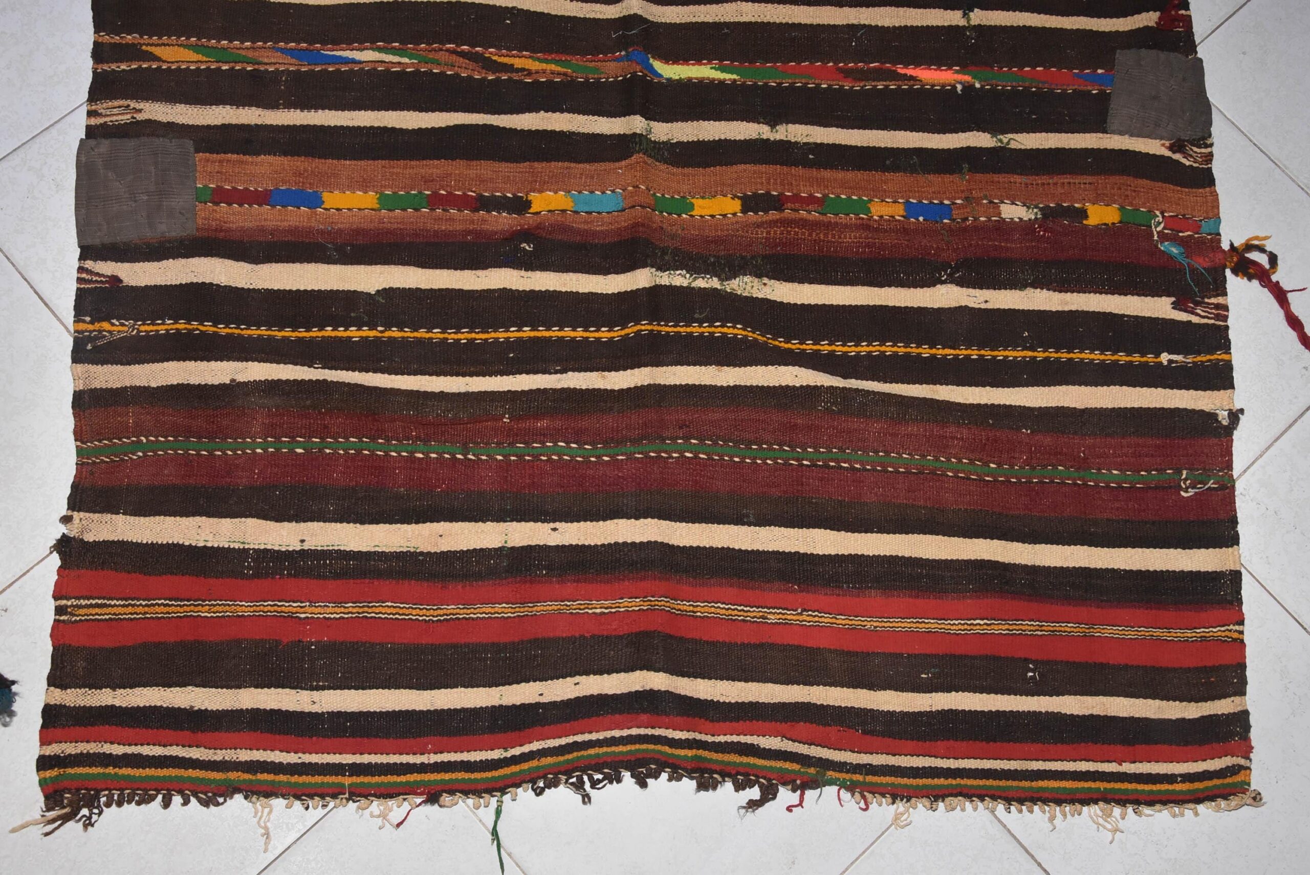 Old Wedding Blanket Handira ait hdiddou, moroccan carpet, berber, bedding Handmade and High Quality, old 1930s - Image 8